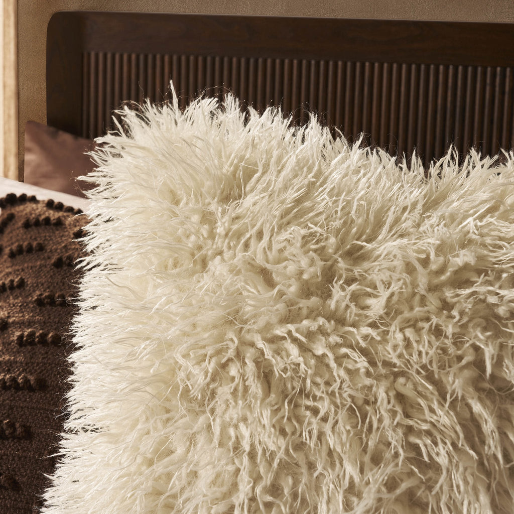 Housse de coussin en fausse fourrure imitation peau de mouton - Blanc cassé