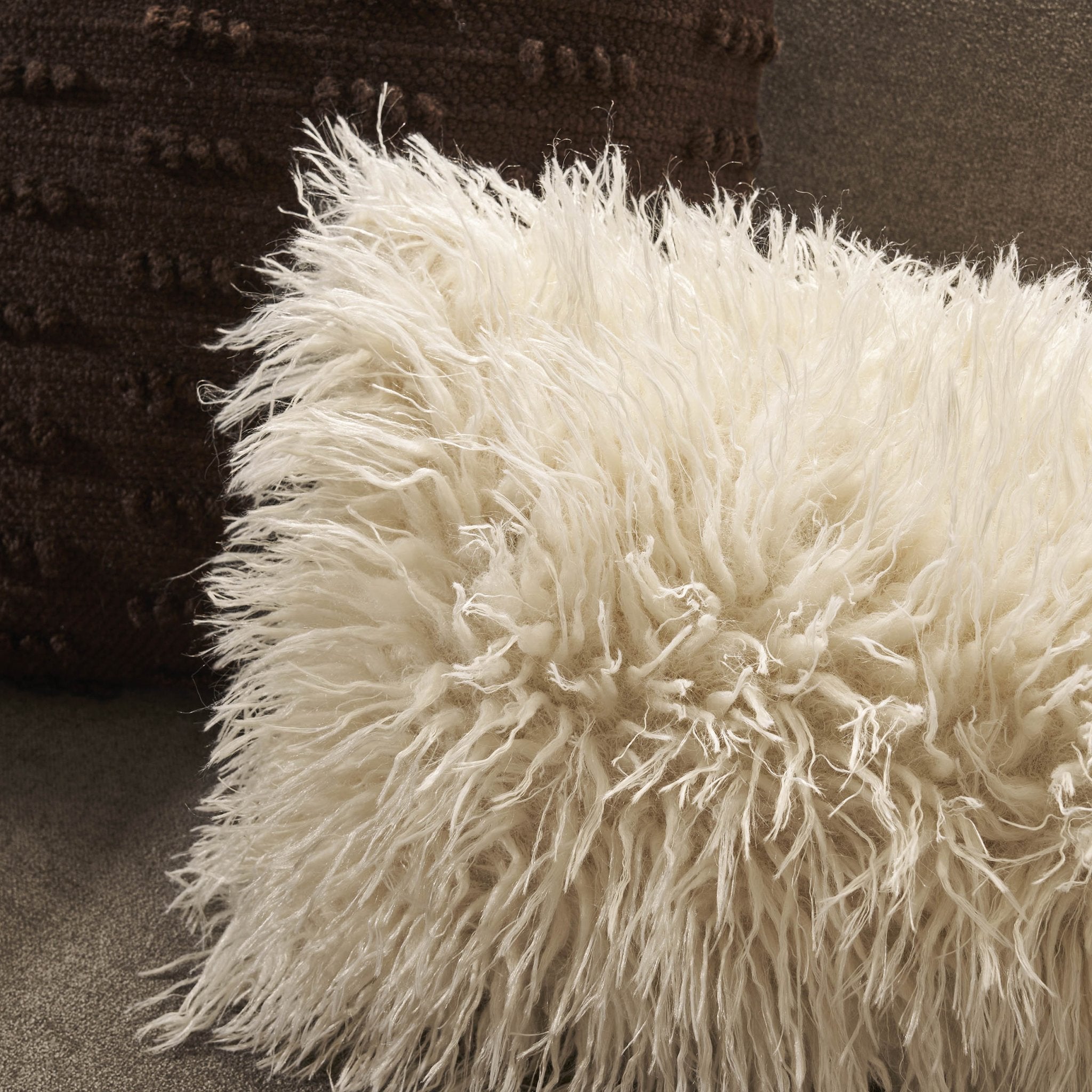 Housse de coussin en fausse fourrure imitation peau de mouton - Blanc cassé