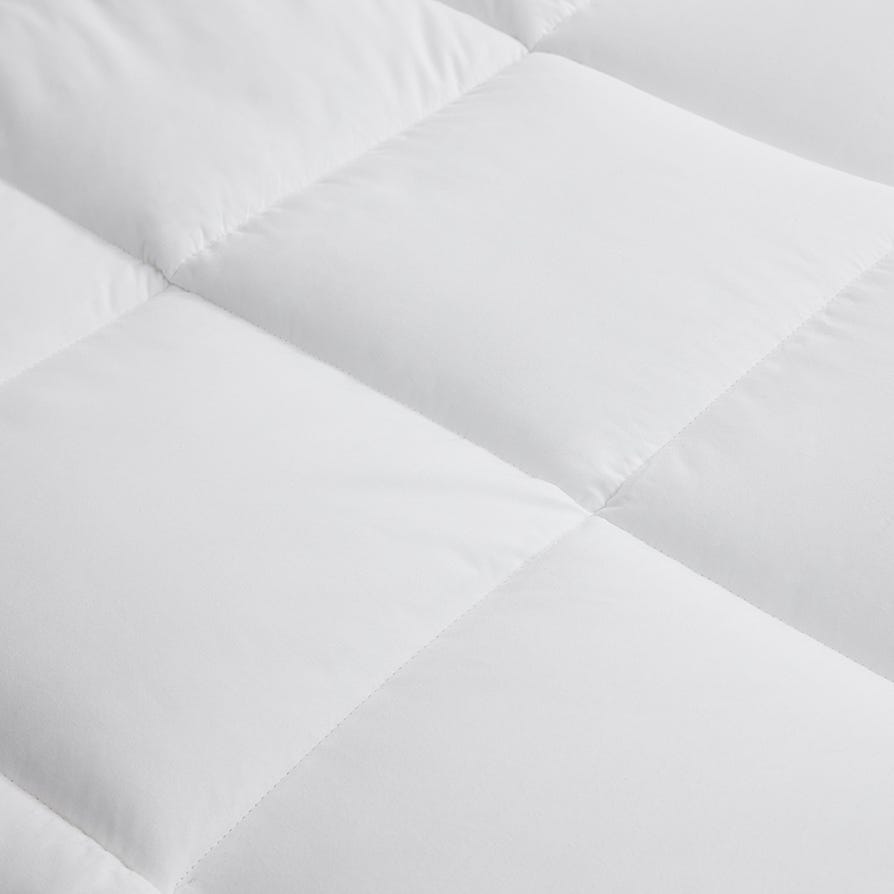 Dusklia - Feels Like Down Mattress Topper