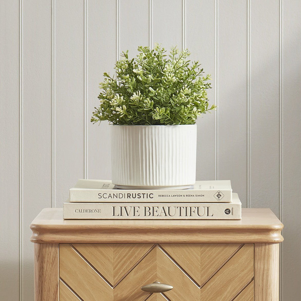 Dusklia - Flora Ribbed Clay Plant Pot - White