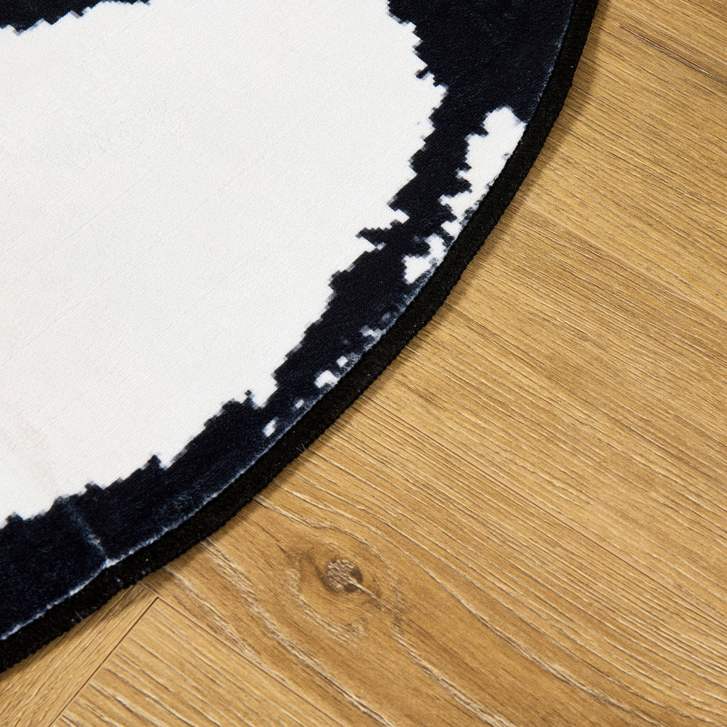 Dusklia - Football Machine Washable Rug - Black/ White
