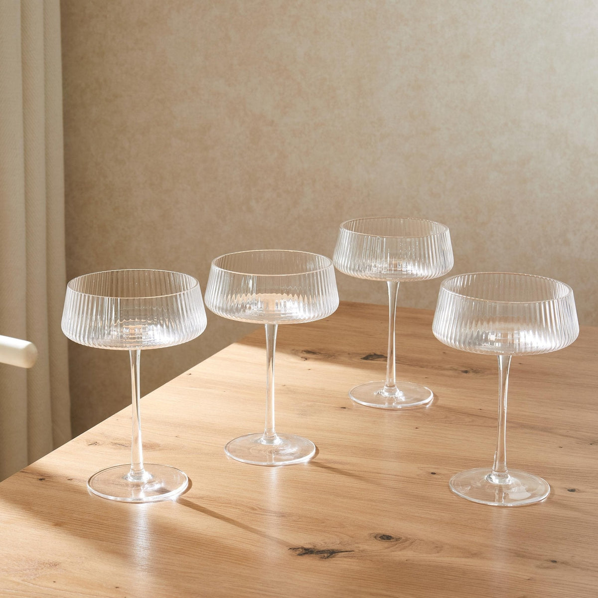 Dusklia - Gatsby Set of 4 Ripple Glass Coupes - Clear