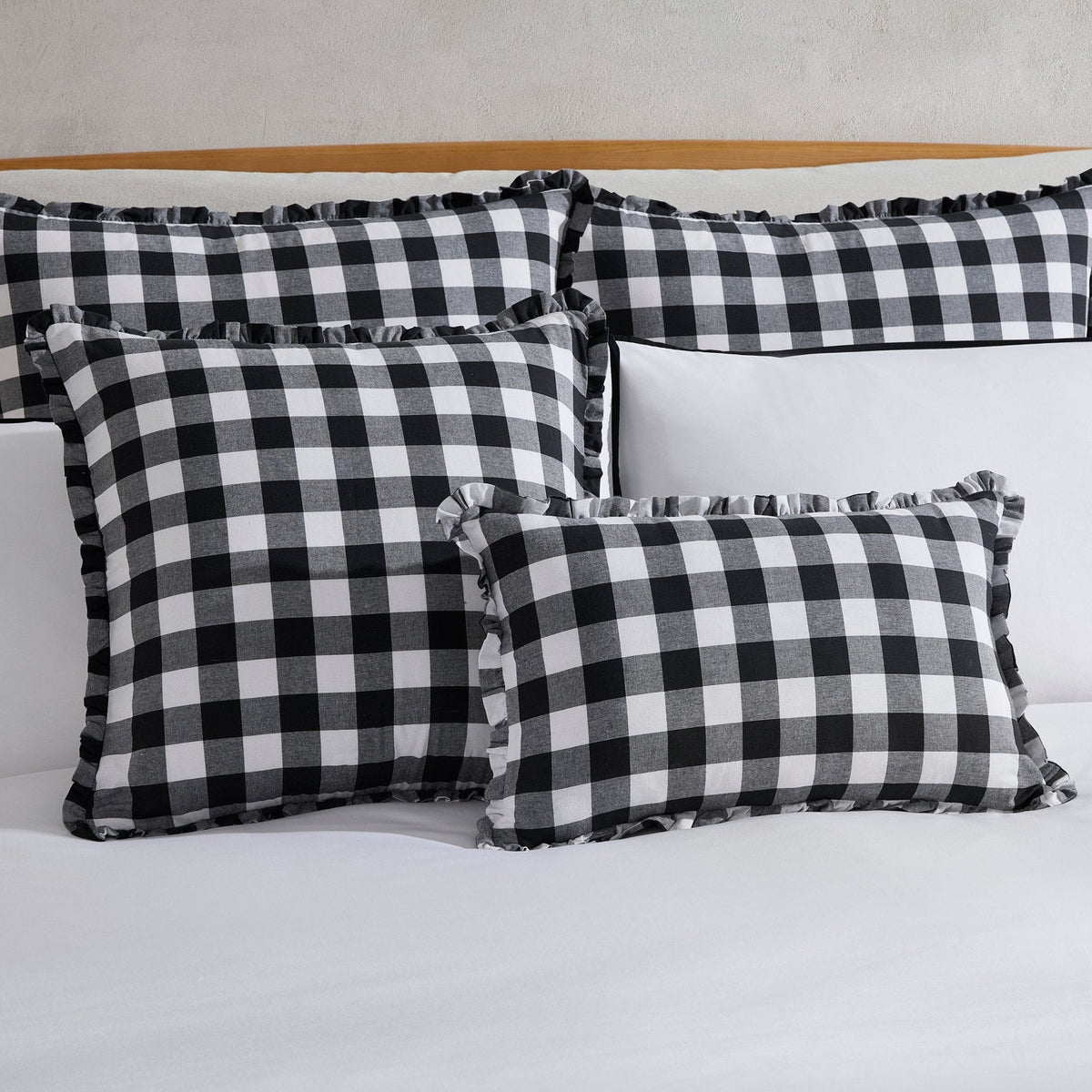 Dusklia - Gingham Square Frill Edge Cushion Cover - Black