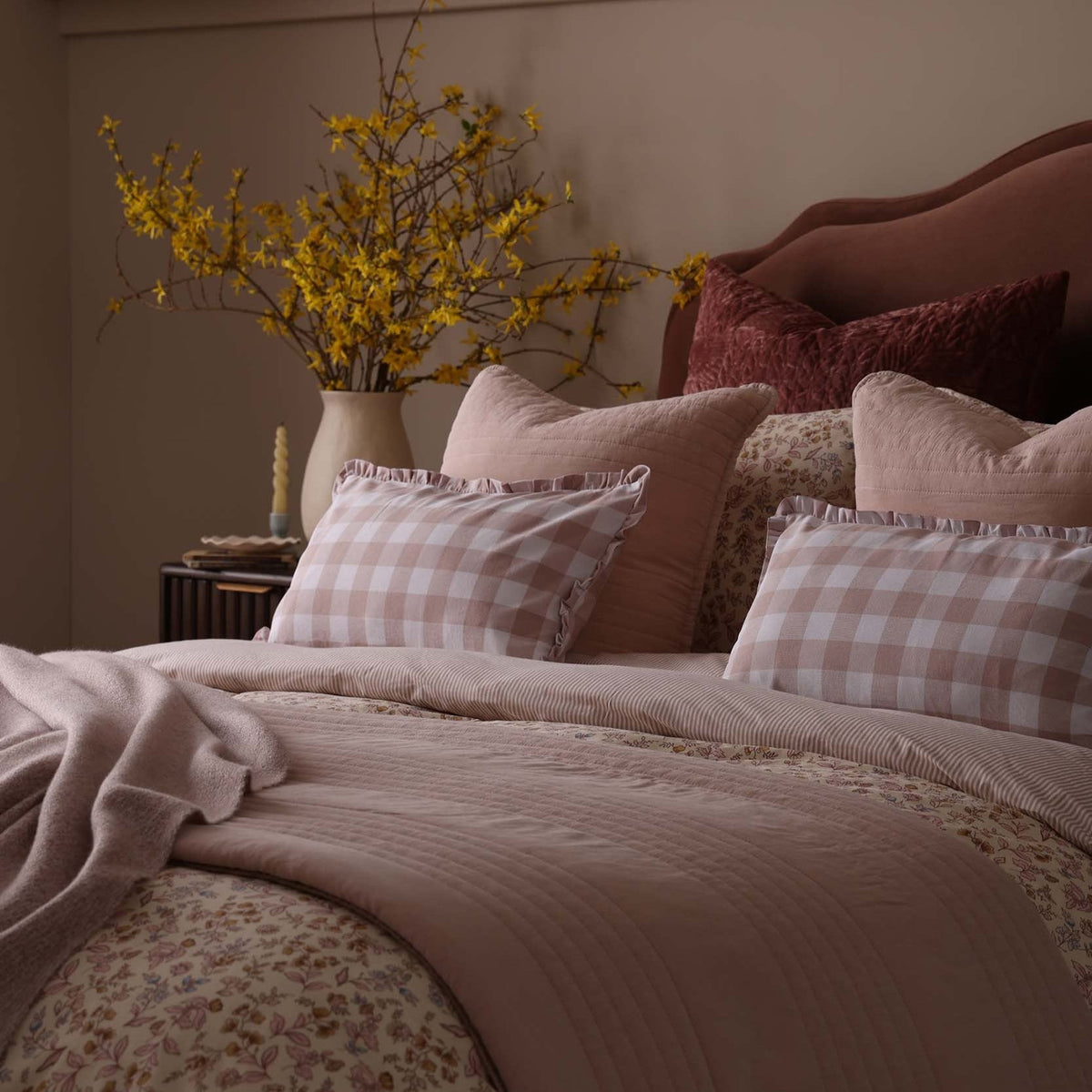 Dusklia - Gingham Square Frill Edge Cushion Cover - Blush Pink
