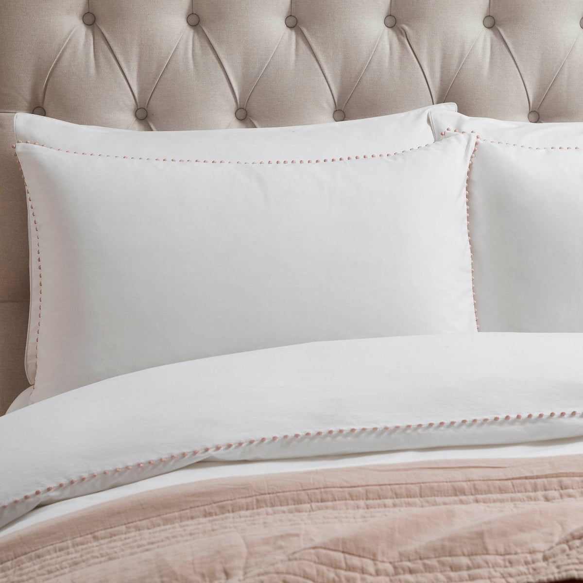 Dusklia - Girona 200 Thread Count Pom-Pom Duvet Cover - Cotton - White/Pink