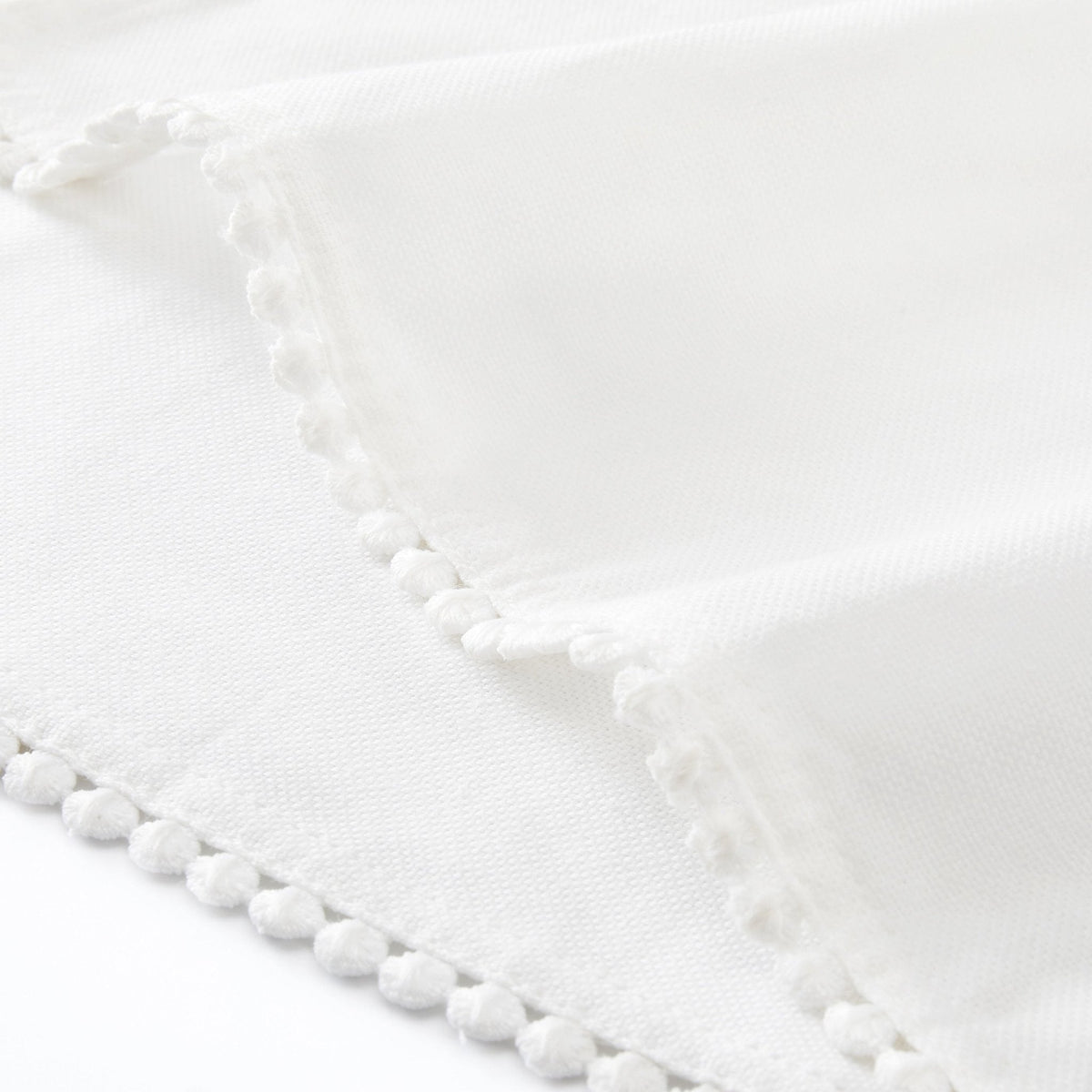 Dusklia - Girona Set of 4 Pom Pom Napkins - White