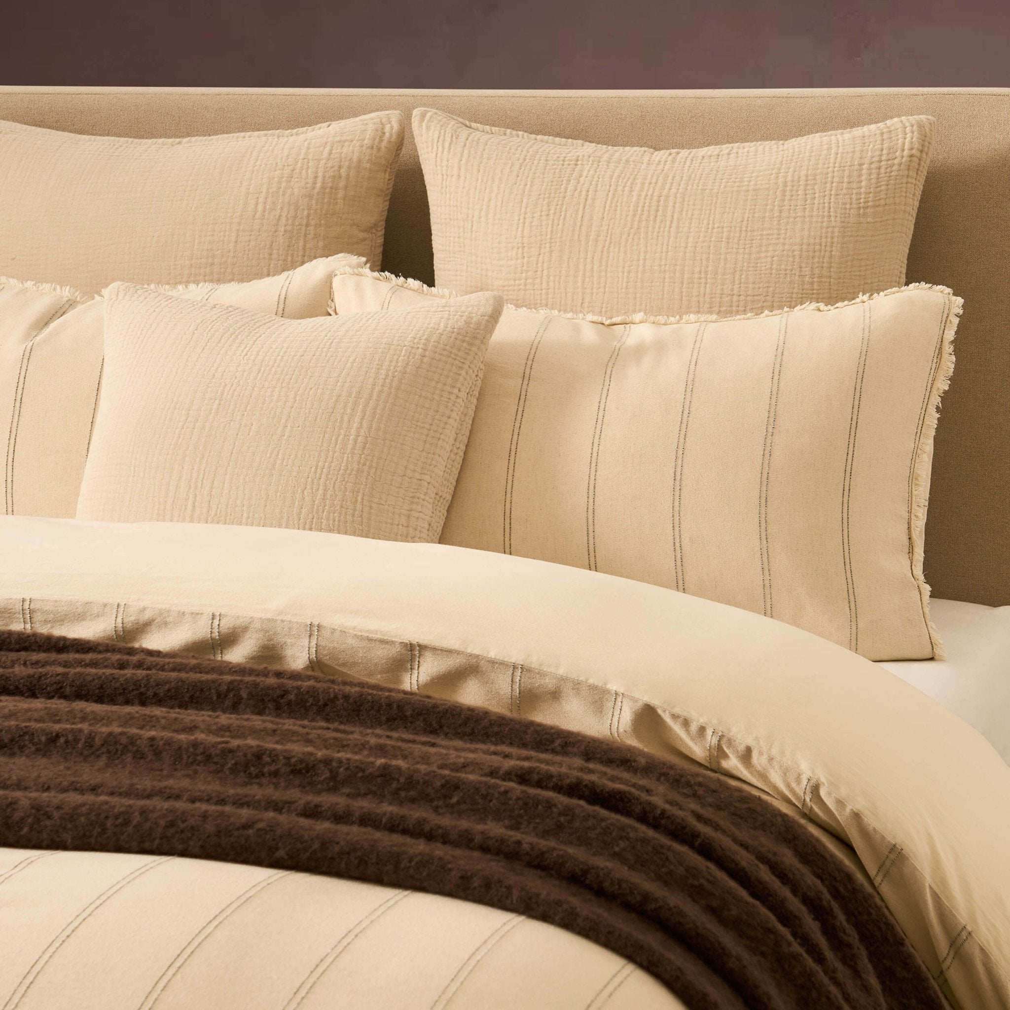 Dusklia - Hallie Linen Blend Yarn Dye Stripe Duvet Cover & Pillowcase Set - Natural