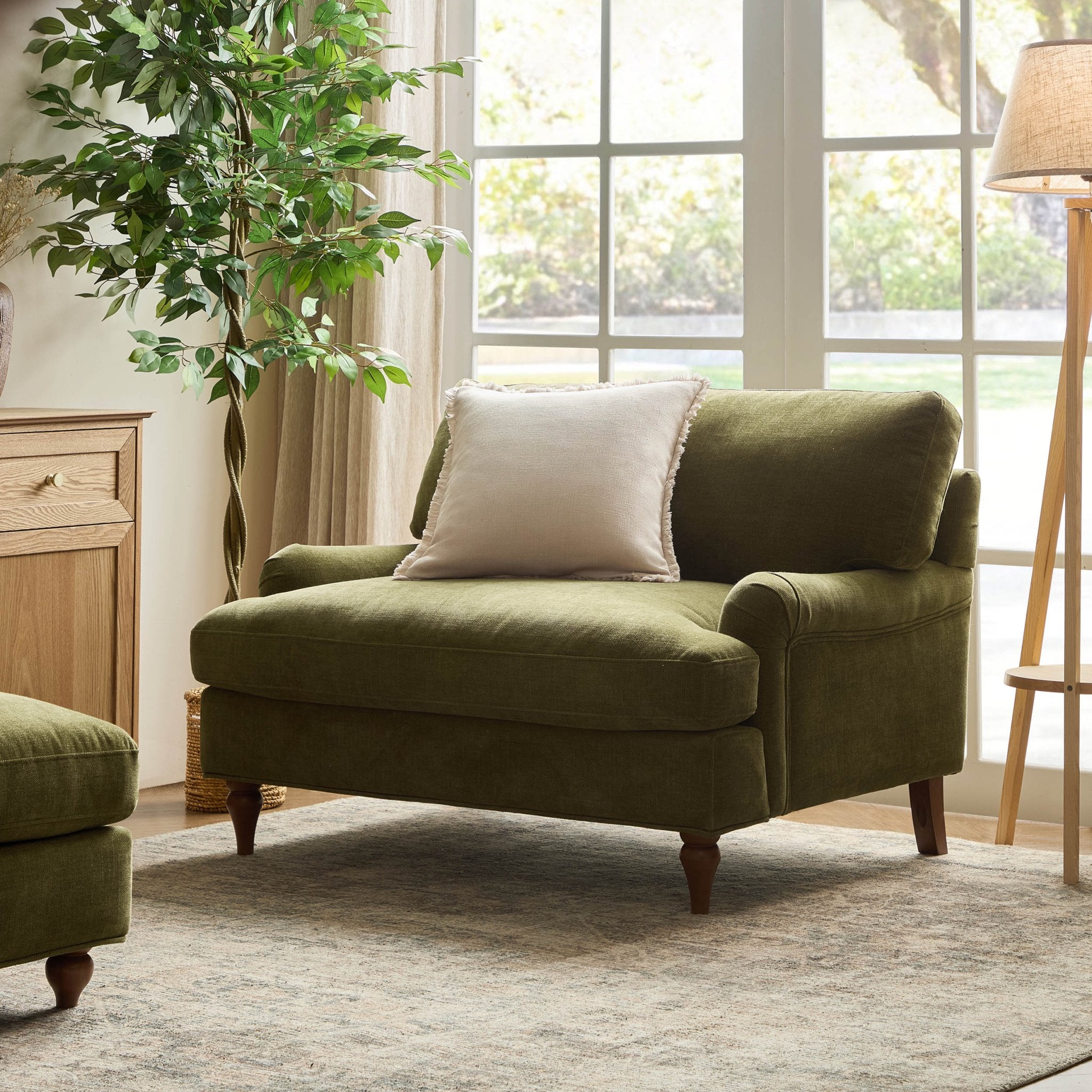 Dusklia - Hampshire Loveseat - Chenille Olive