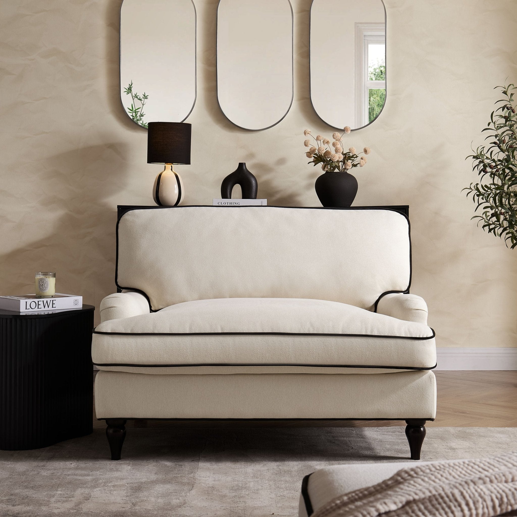 Dusklia - Hampshire Loveseat - Cream/Black