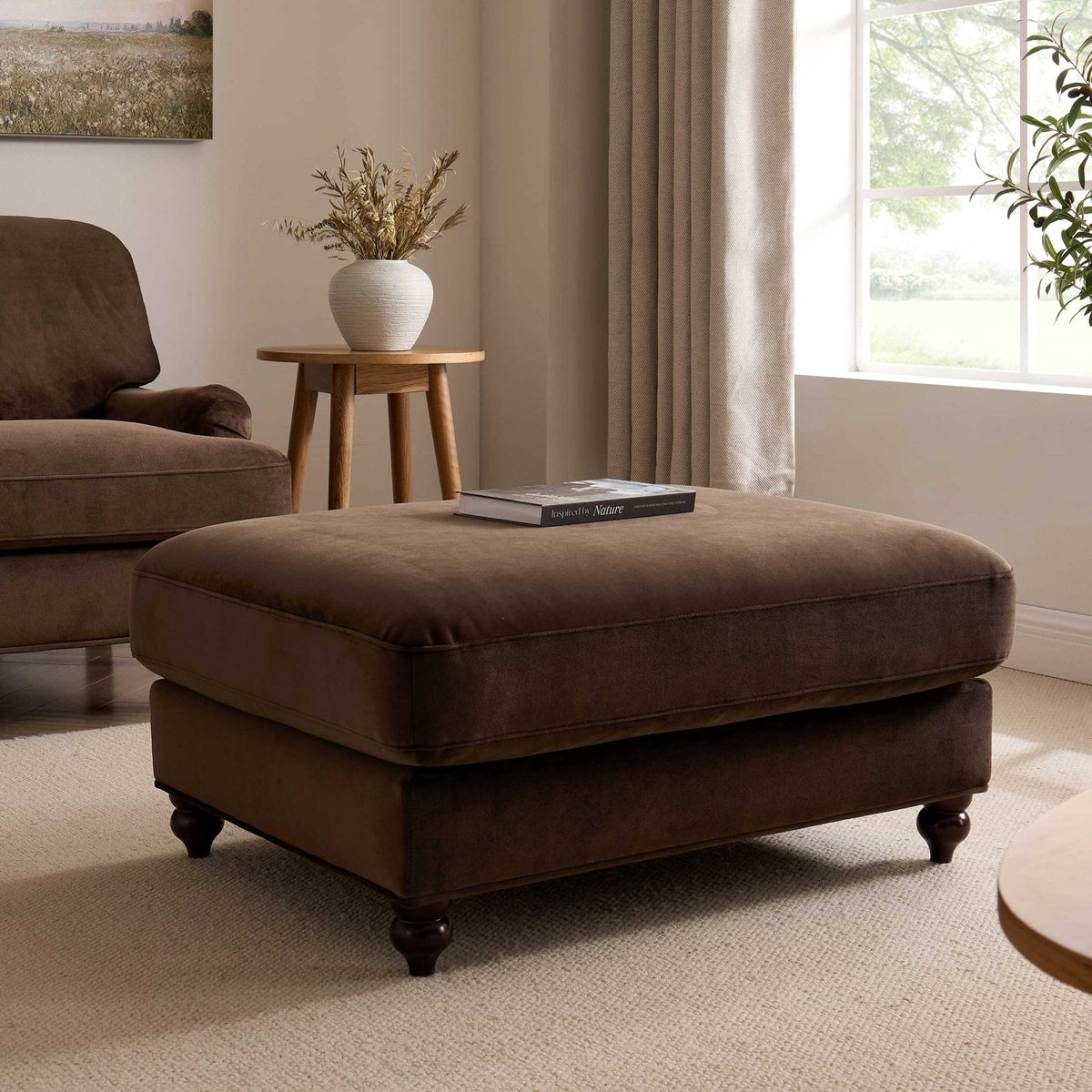 Dusklia - Hampshire Pouffe - Cappuccino
