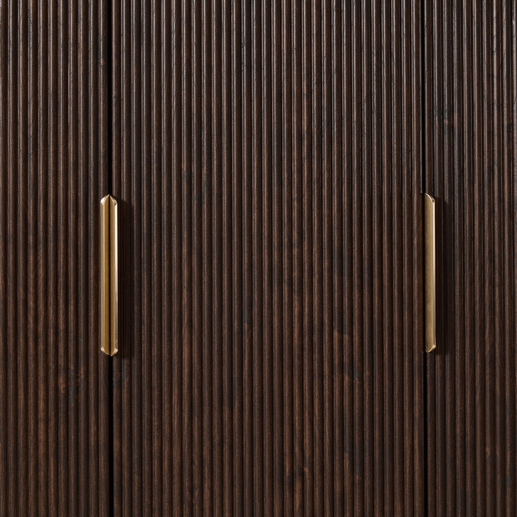 Dusklia - Hattie 3 Door Wardrobe - Walnut
