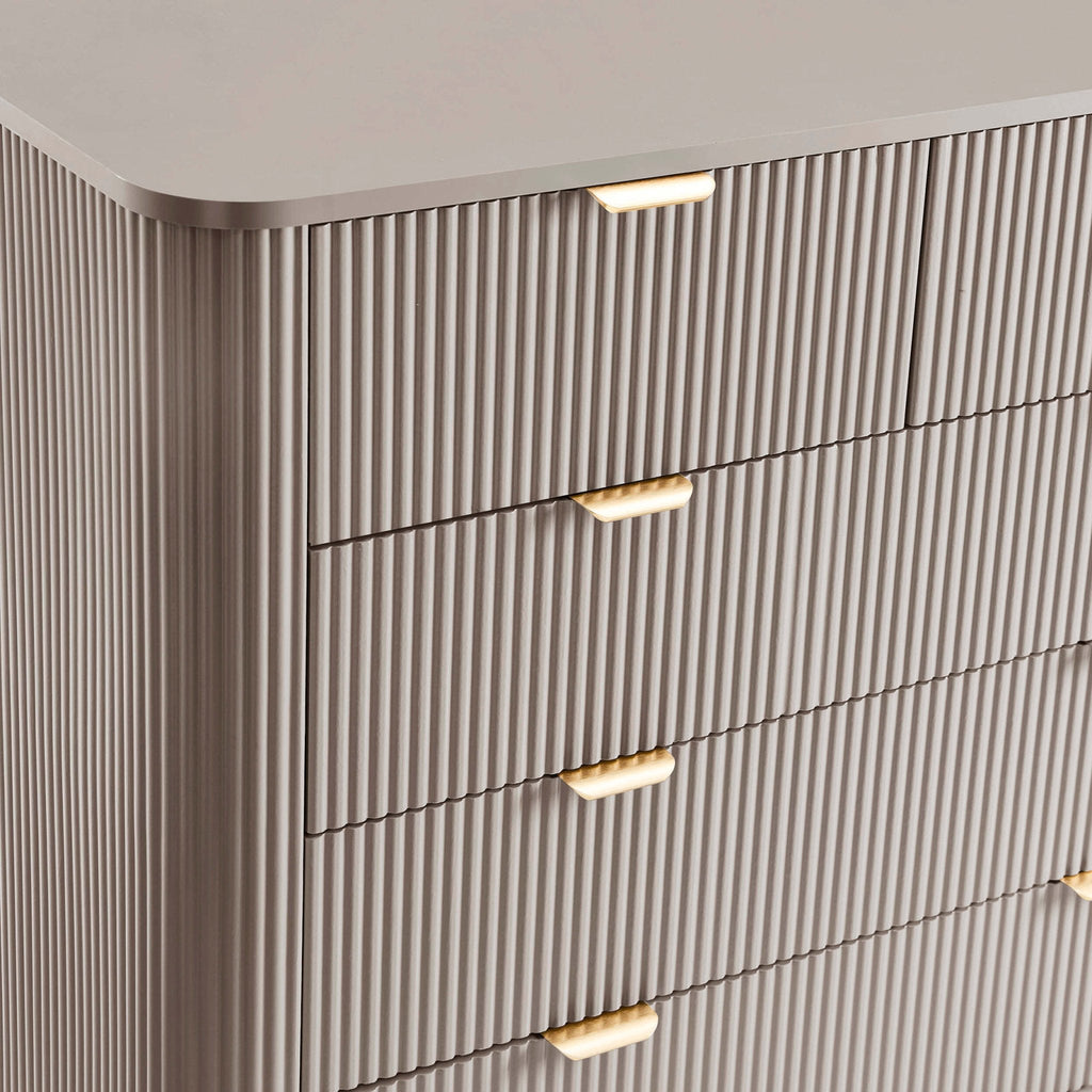 Dusklia - Hattie 5 Drawer Chest - Taupe