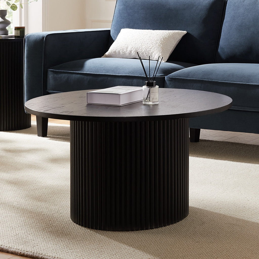 Dusklia - Hattie Round Pedestal Coffee Table - Black