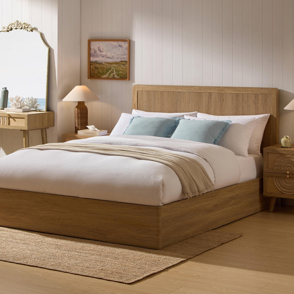 Dusklia - Hattie Ottoman Storage Bed - Light Wood