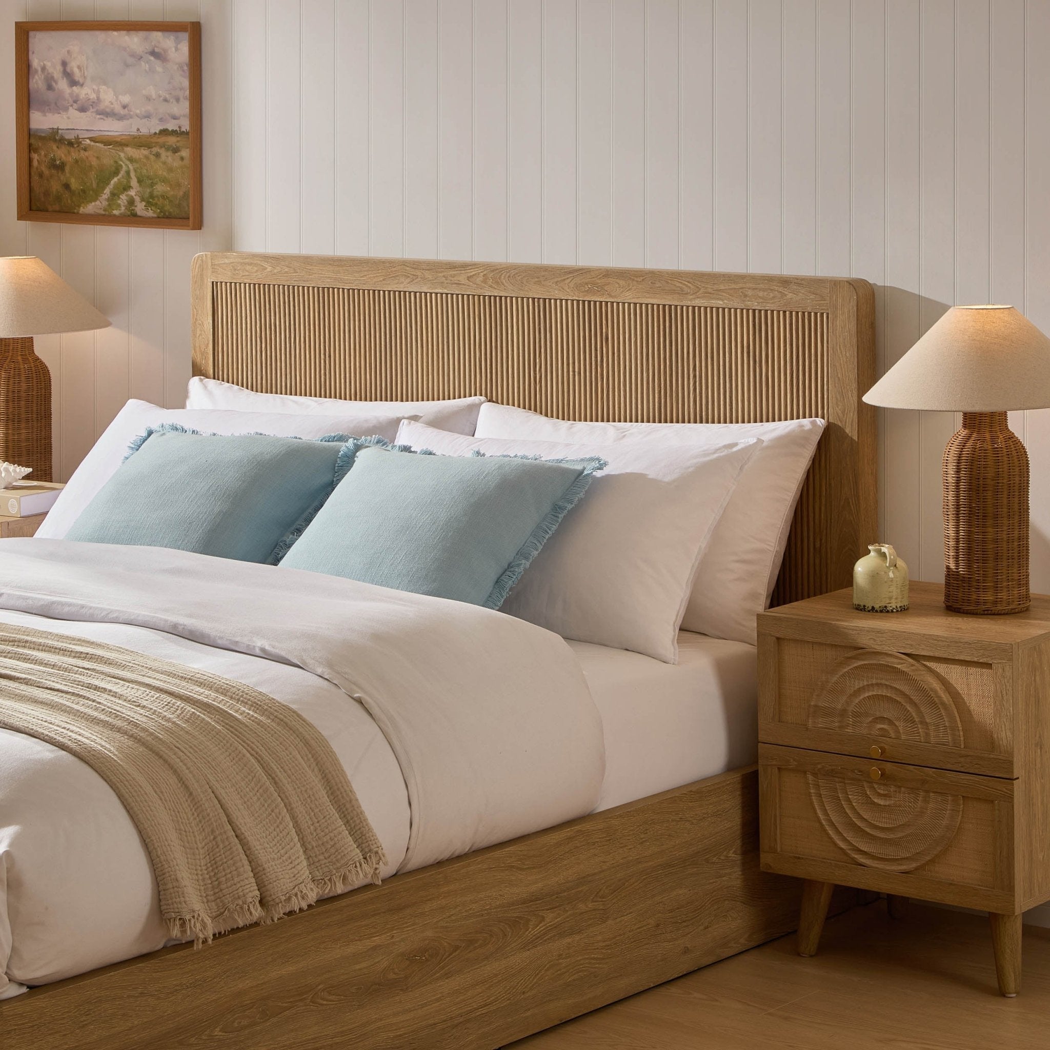 Dusklia - Hattie Ottoman Storage Bed - Light Wood