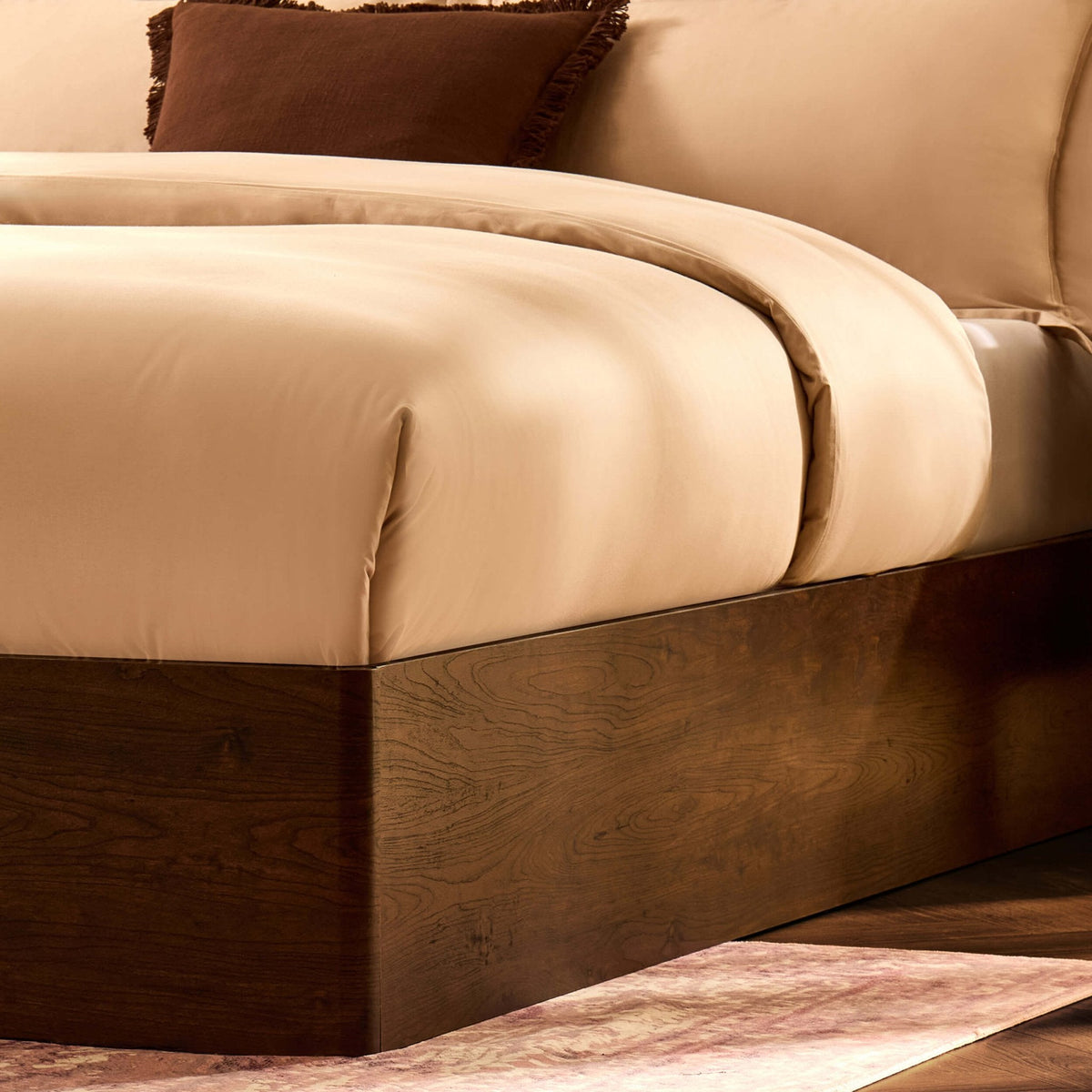 Dusklia - Hattie Ottoman Storage Bed - Wood Walnut
