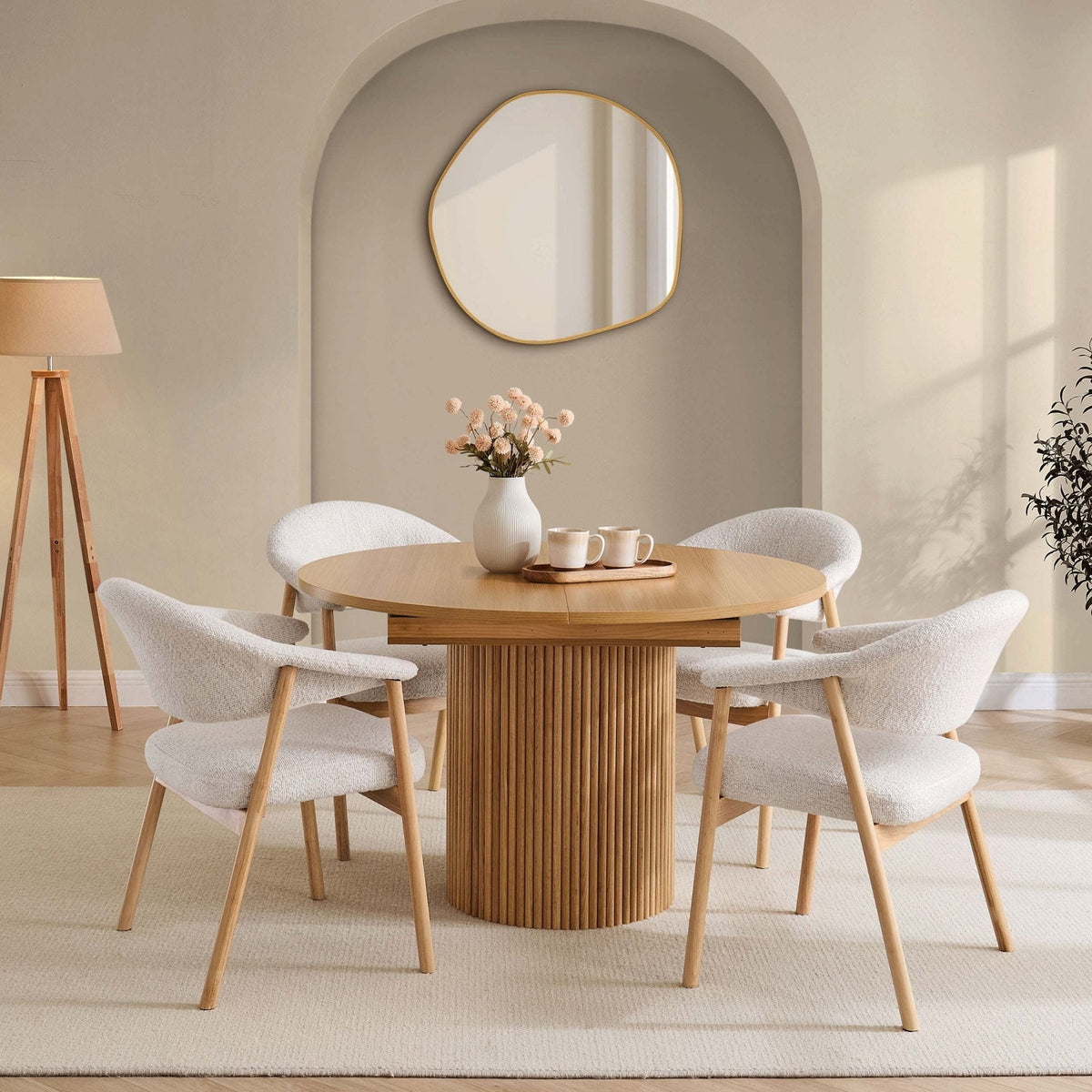 Dusklia - Hattie Oval Extendable 4-6 Seater Dining Table - Light Wood