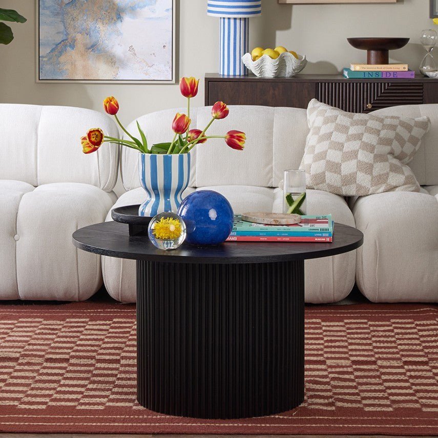 Dusklia - Hattie Round Pedestal Coffee Table - Black