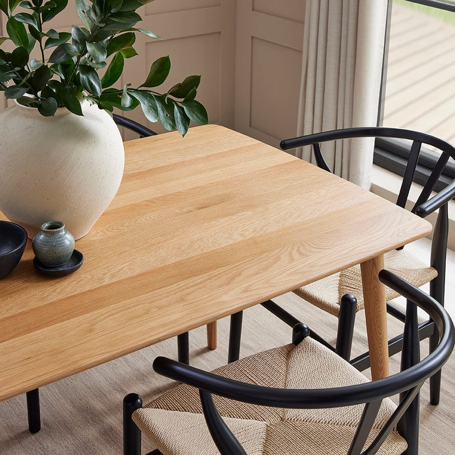 Dusklia - Heidi Solid Oak 4-6 Seater Dining Table - Natural