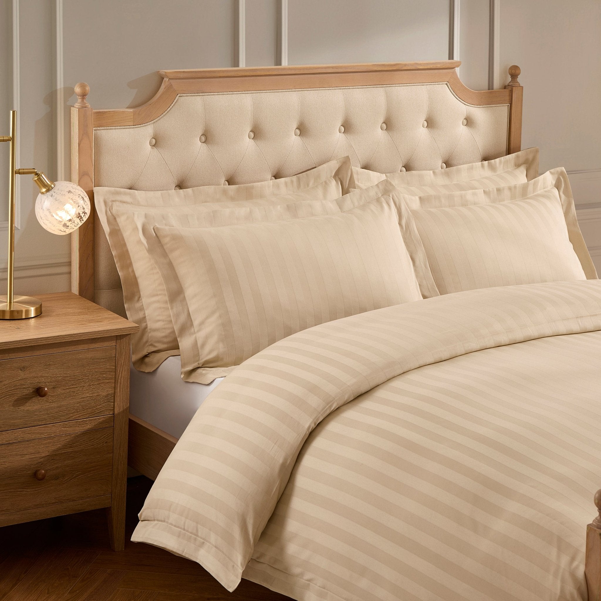 Dusklia - Hotel Satin Stripe 200 Thread Count Duvet Cover - Champagne