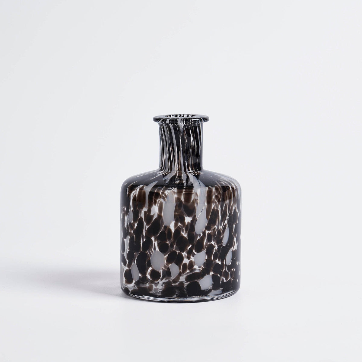 Dusklia - Jasmine Confetti Vase - Black/White