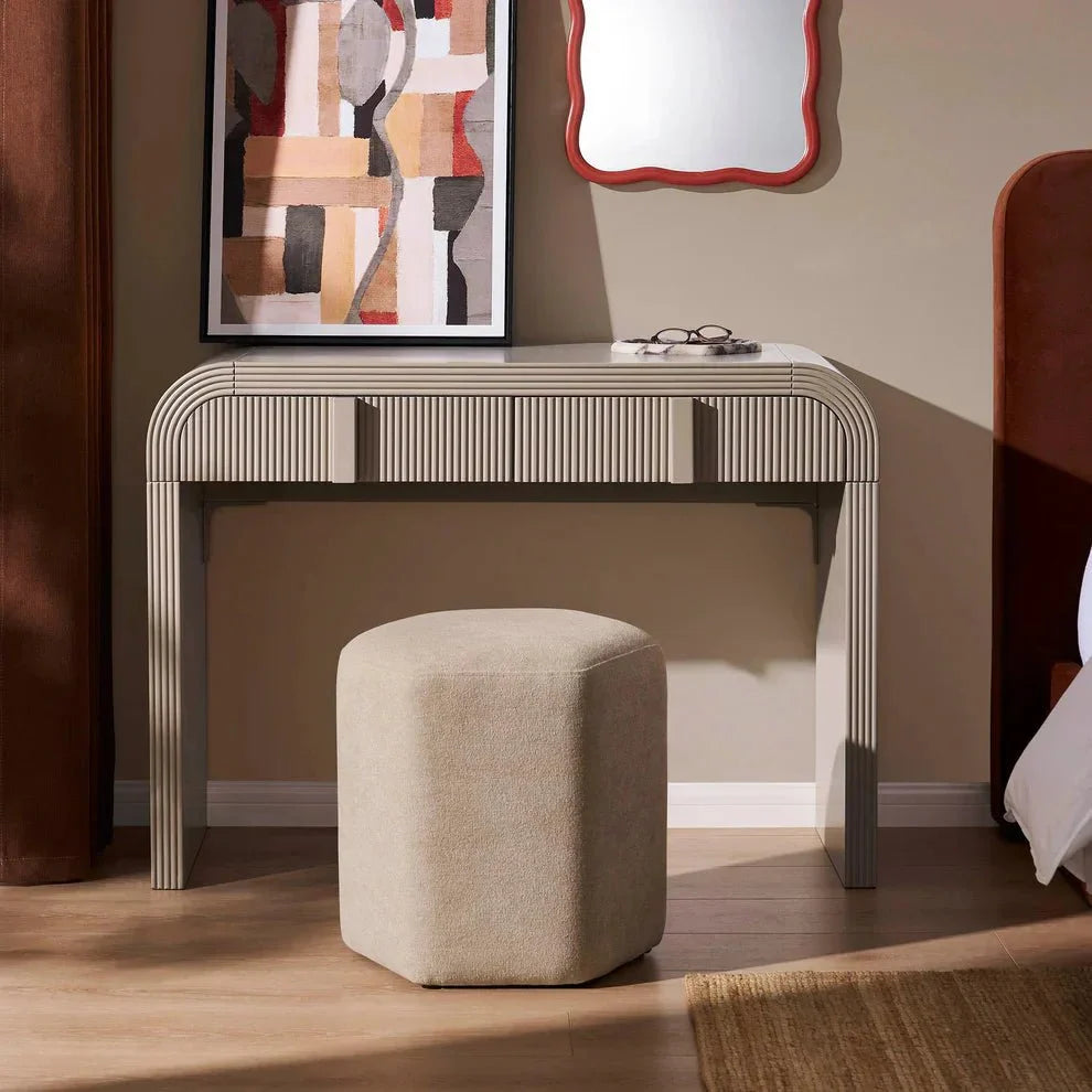 Dusklia - Kirsten Stool - Chenille Oatmeal