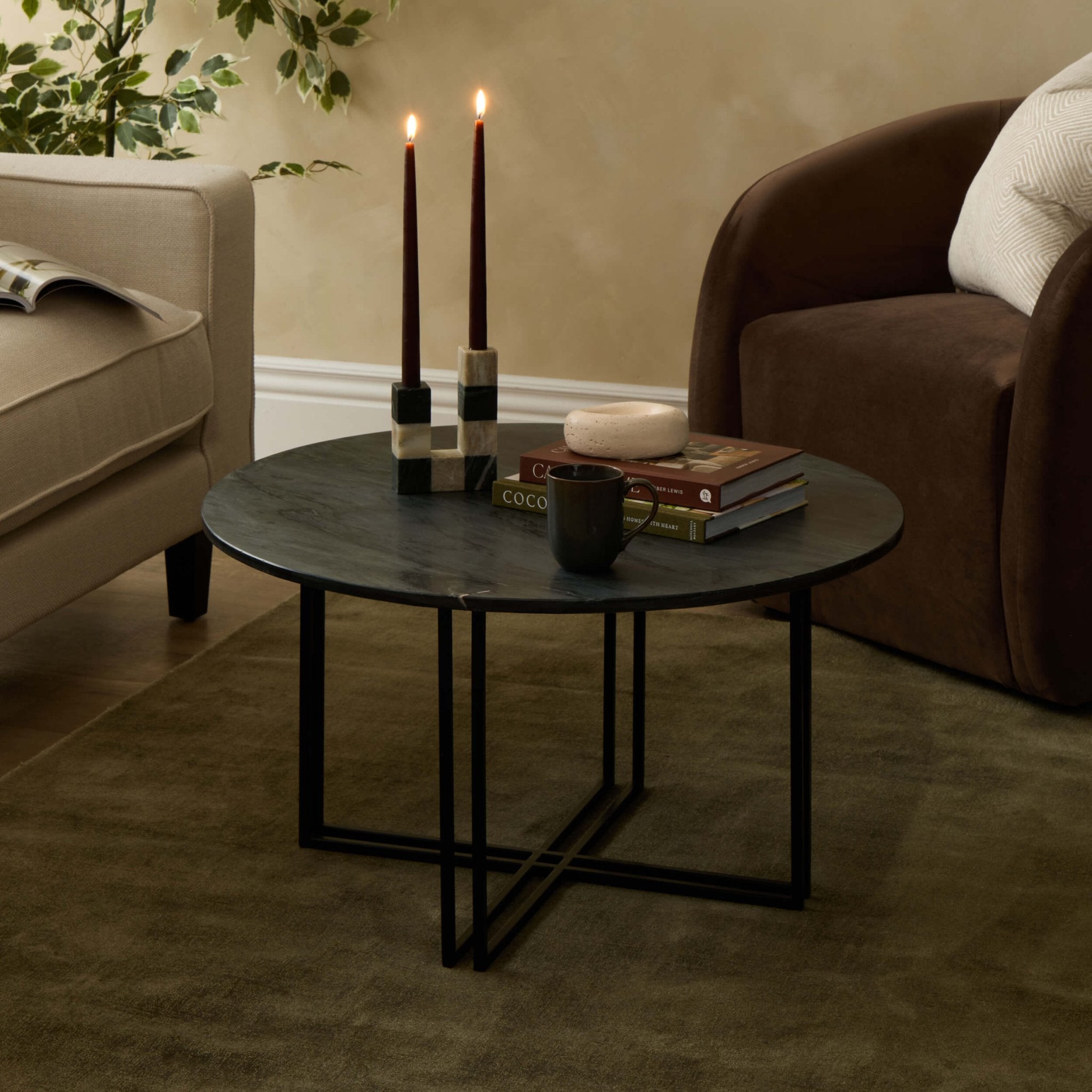 Dusklia - Leana Round Coffee Table - Dark Marble
