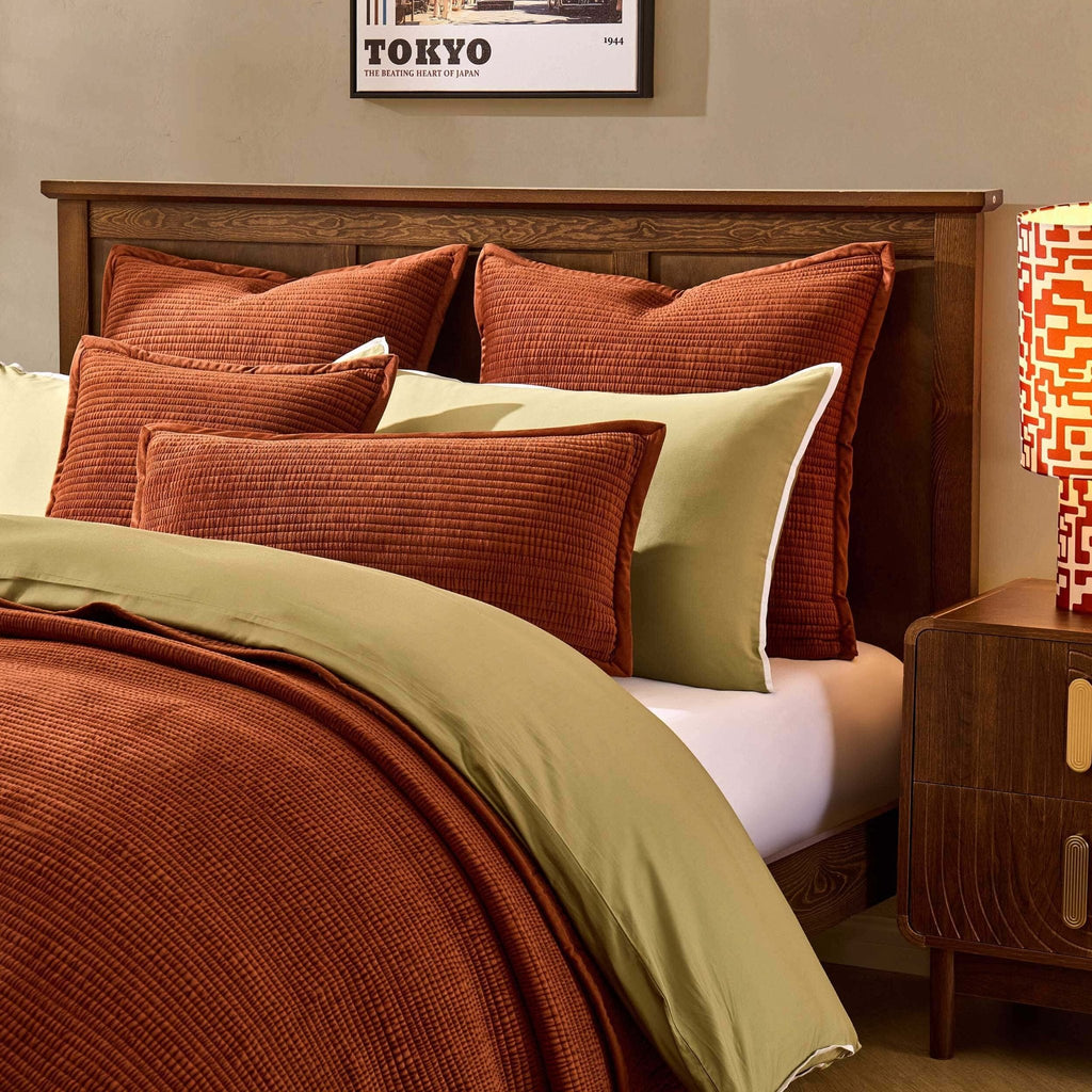 Dusklia - Leona Luxury Quilted Velvet Bedspread - Rust