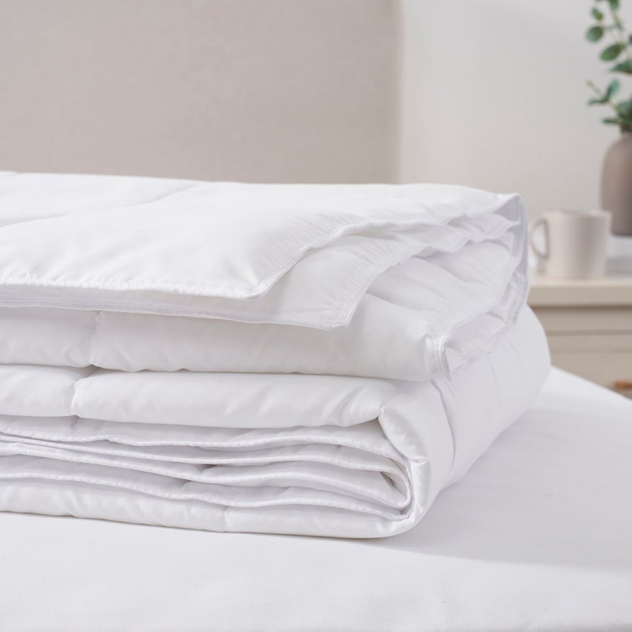 Dusklia - Lightweight 2.5 Tog Summer Duvet