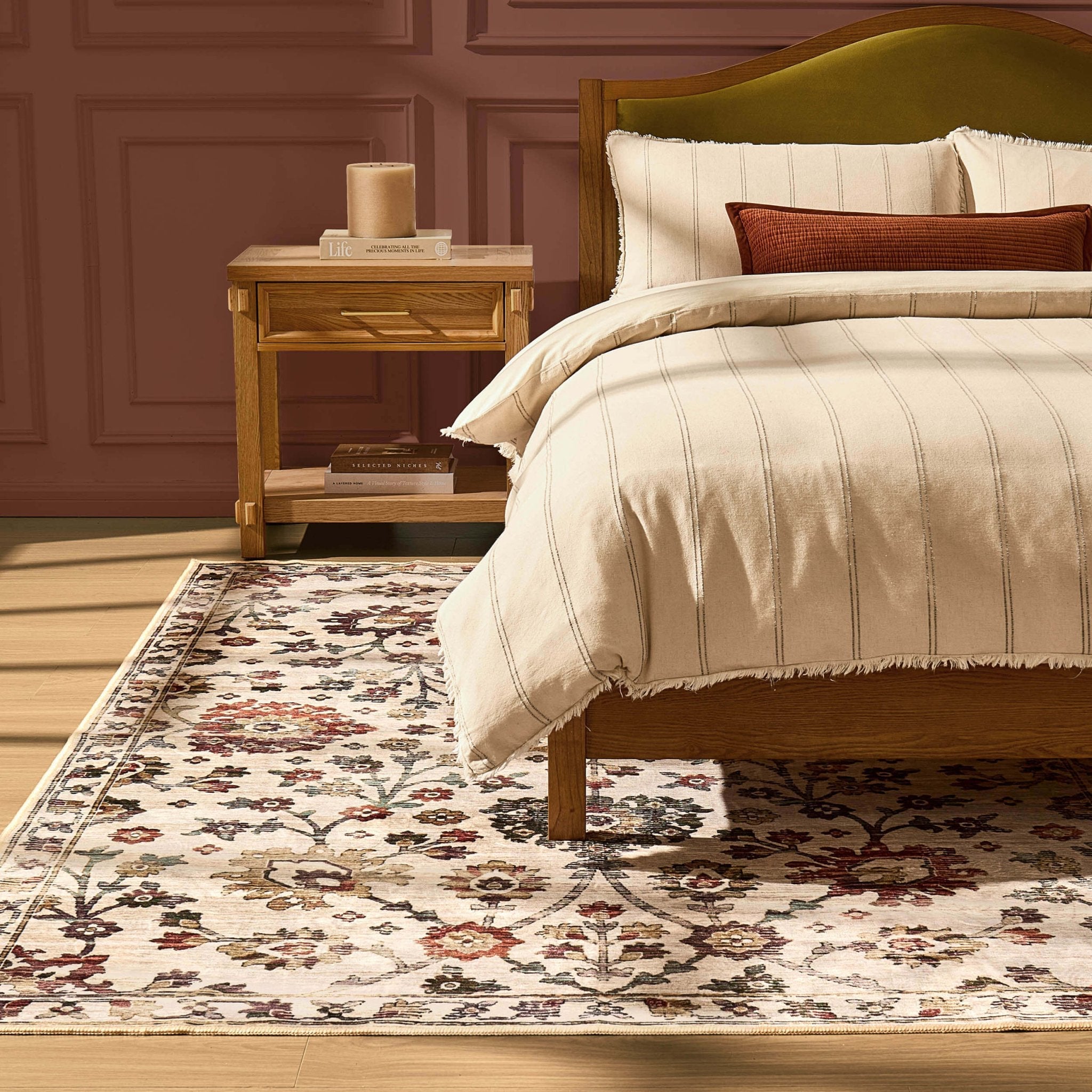 Dusklia - Lily Traditional Floral Rug - Natural/ Multi