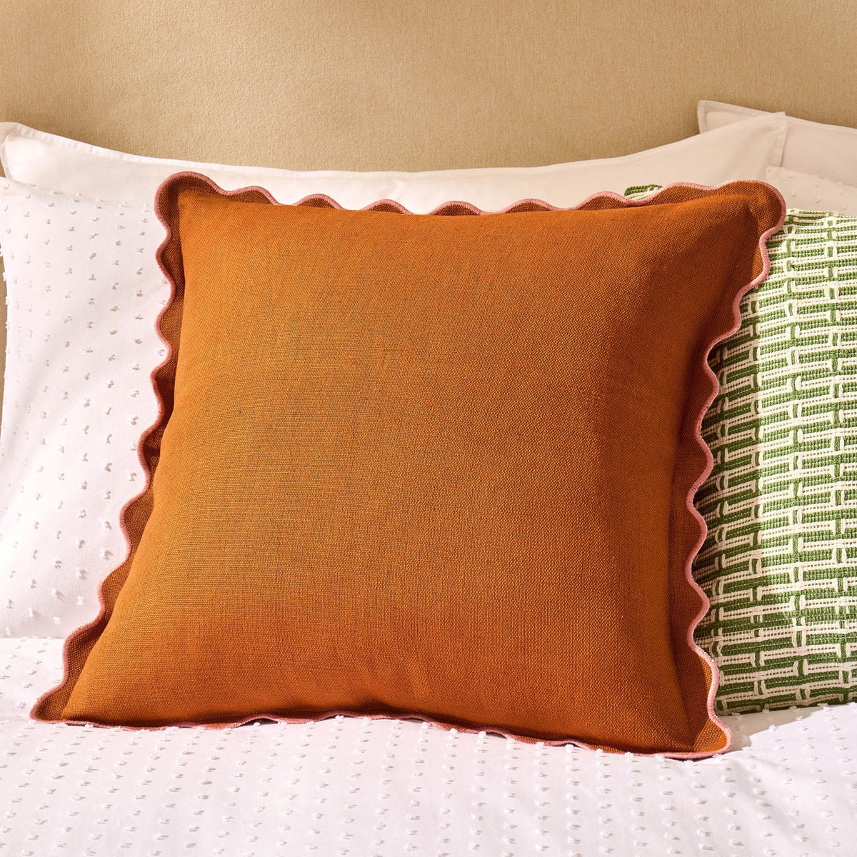 Dusklia - Linen Blend Scallop Edge Cushion Cover - Orange/Pink