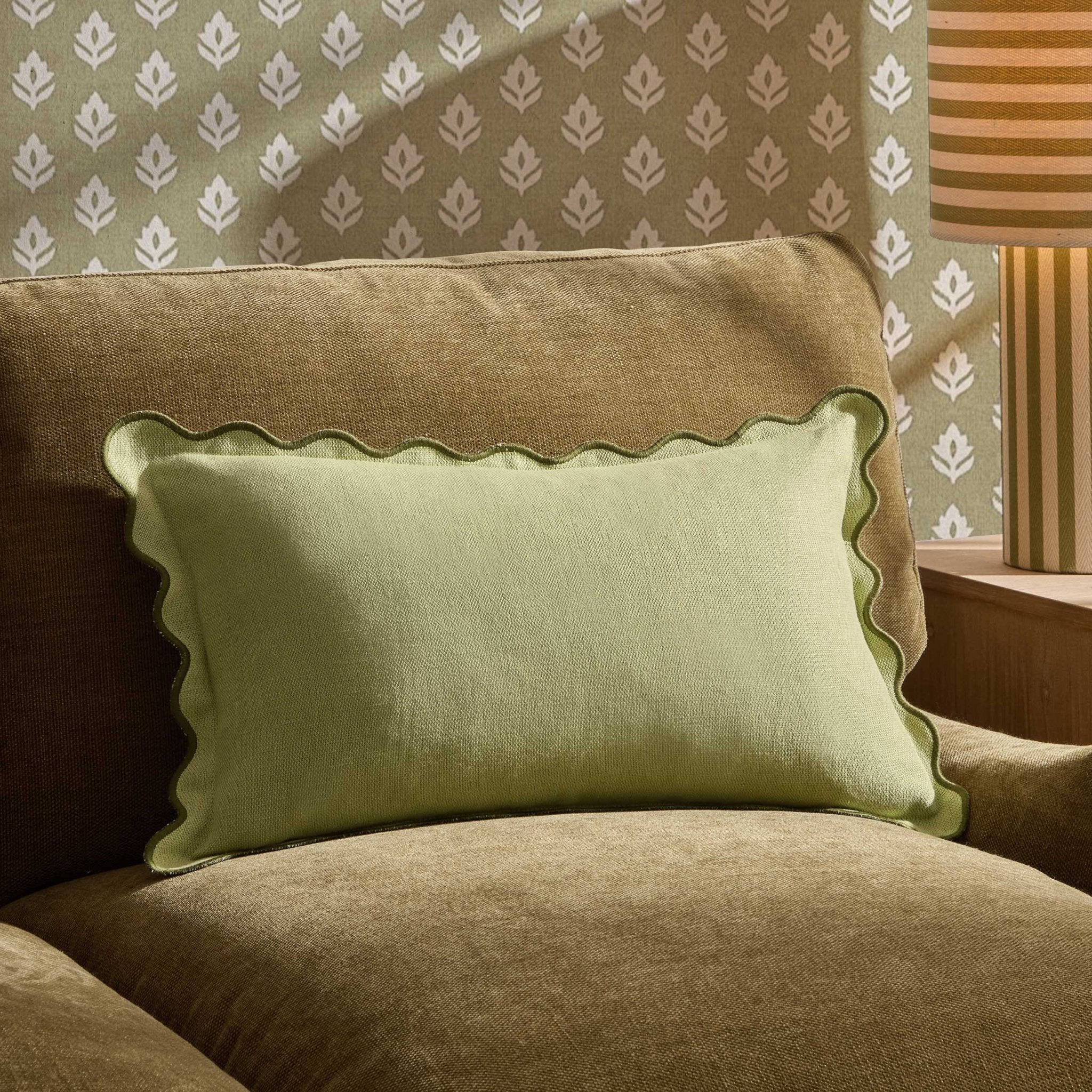Dusklia - Linen Blend Scallop Edge Sofa Cushion Cover - Green