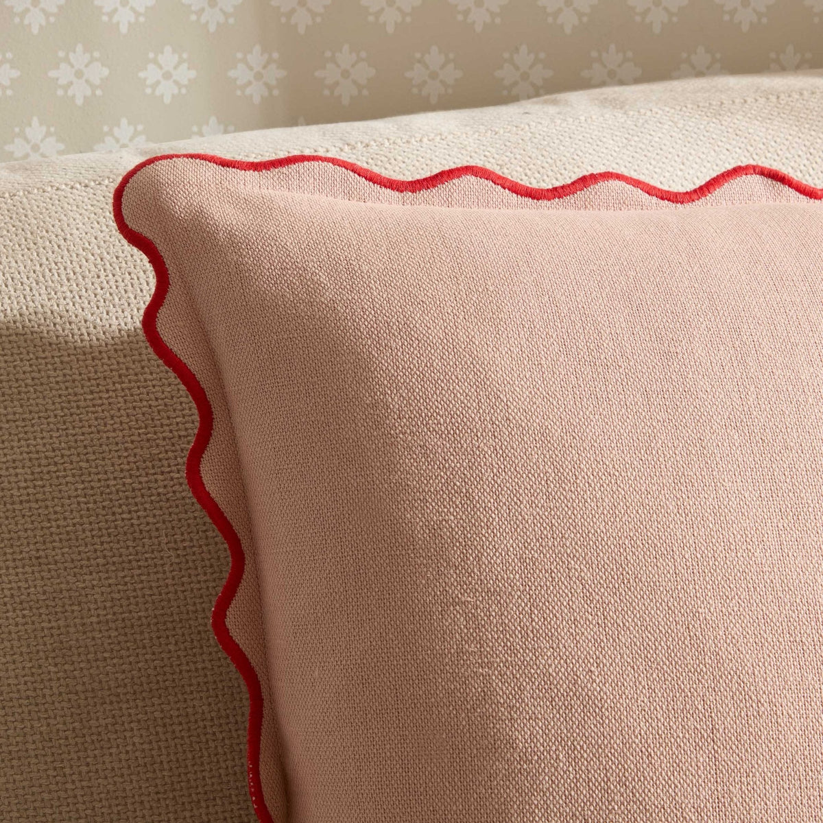 Dusklia - Linen Blend Scallop Edge Sofa Cushion Cover - Pink/ Red
