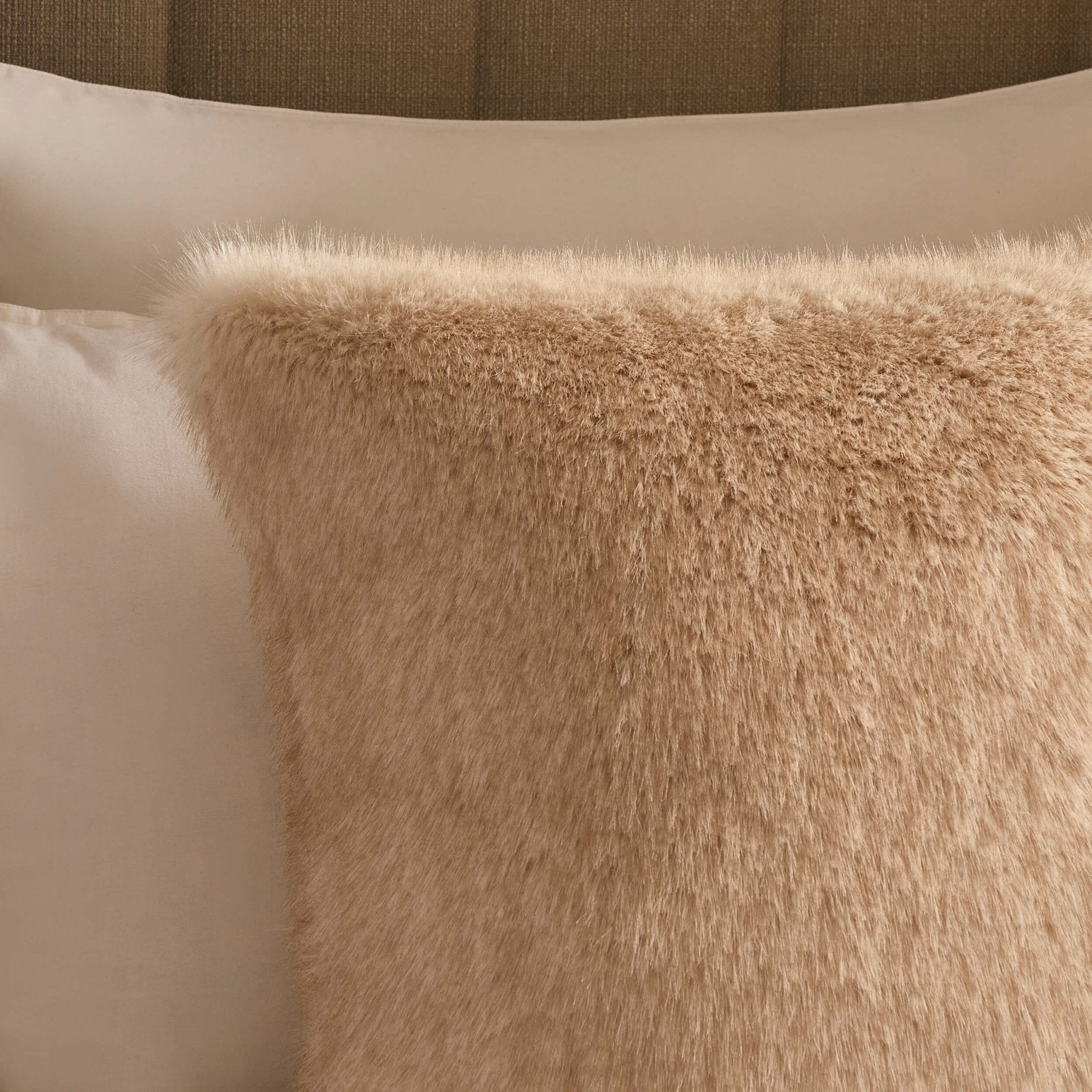 Dusklia - Long Faux Fur Sofa Cushion Cover - Natural