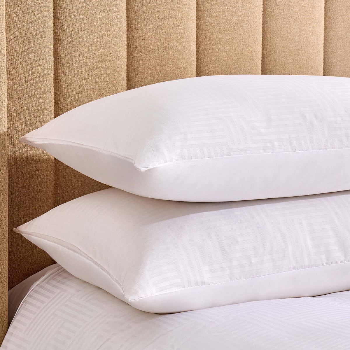 Dusklia - Lyla Cotton Lyocell Duvet Cover & Pillowcase Set - White