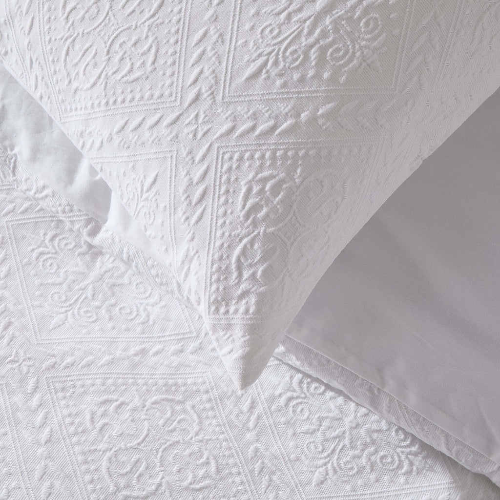 Dusklia - Margot 200 Thread Count Duvet Cover & Pillowcase Set - White