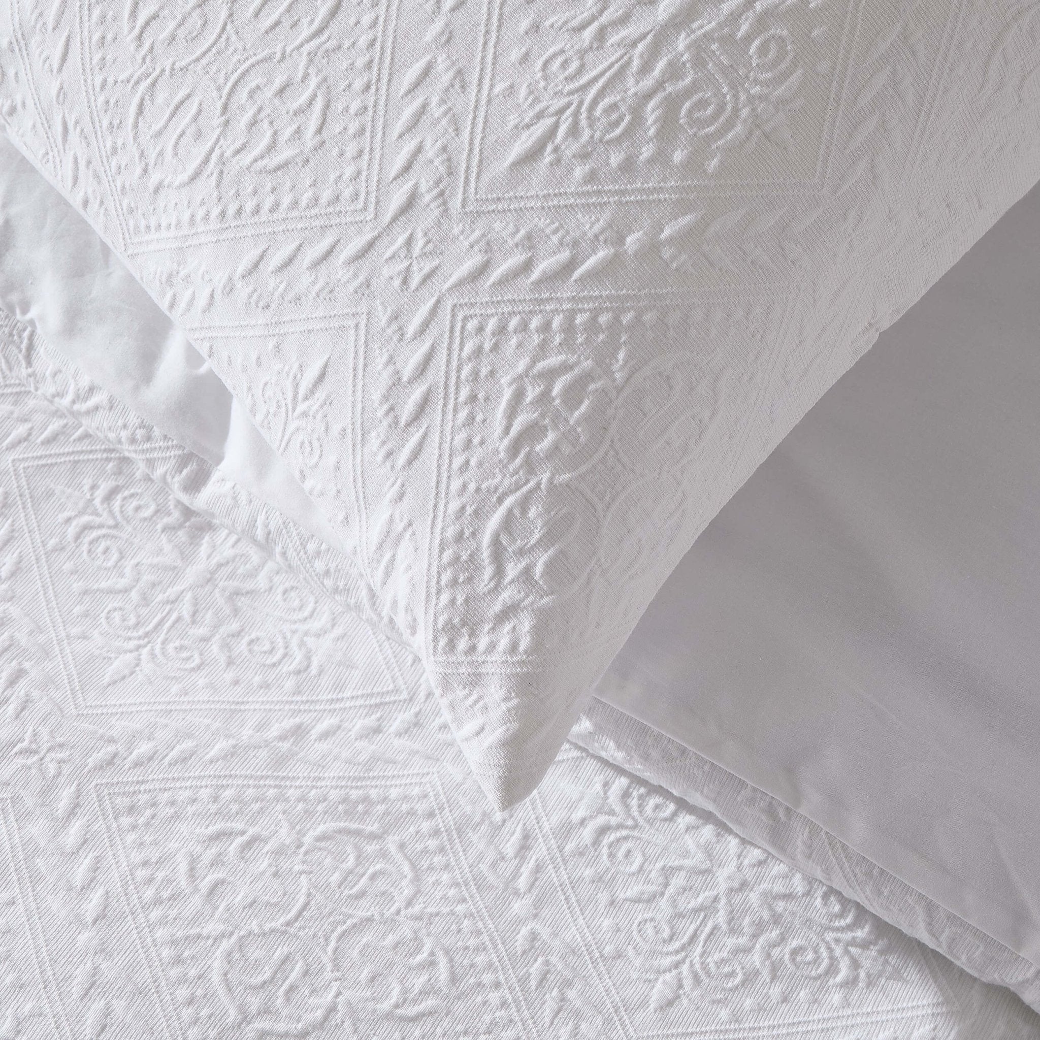 Dusklia - Margot 200 Thread Count Duvet Cover & Pillowcase Set - White
