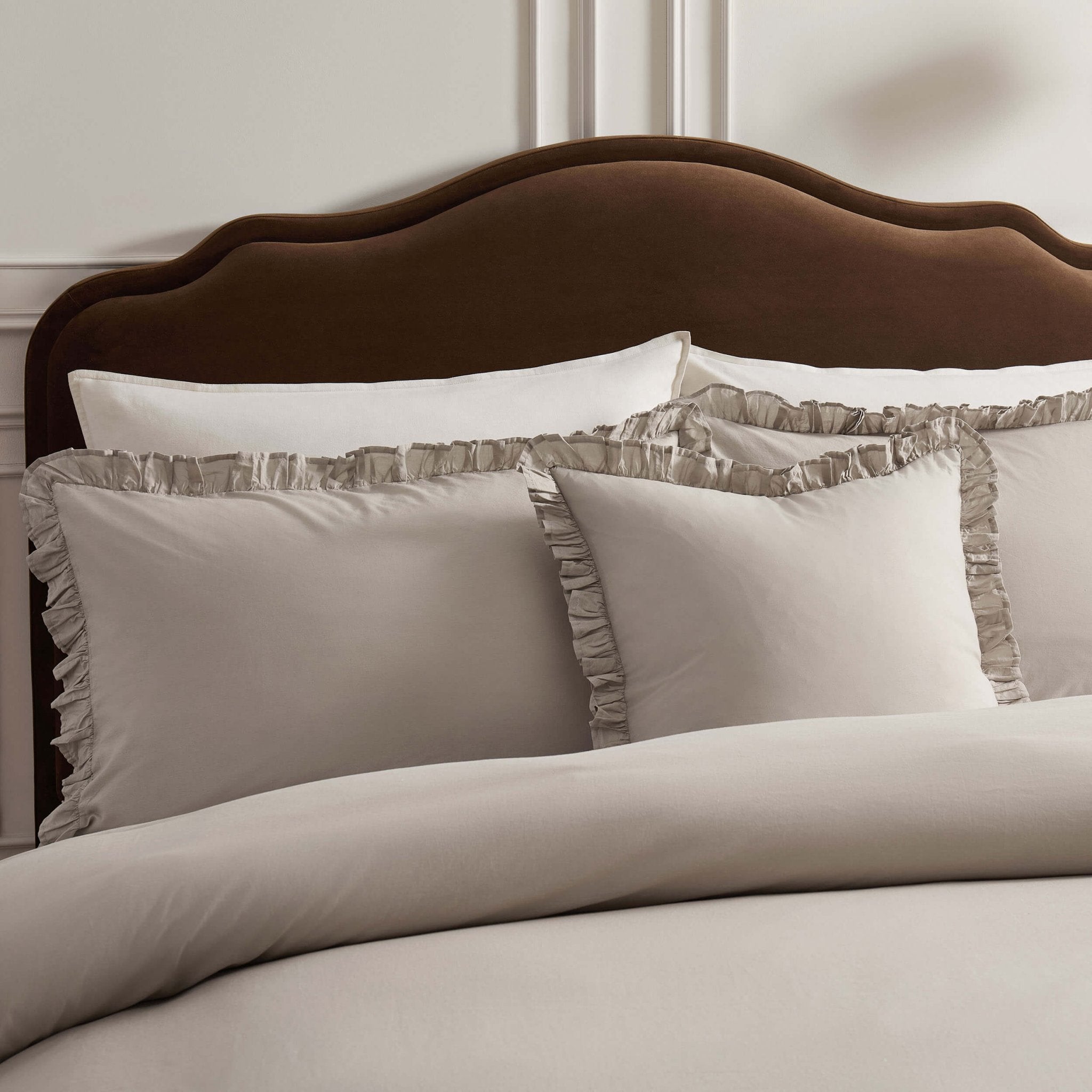 Dusklia - Marion 200 Thread Count Ruffle Edge Duvet Cover - Sand