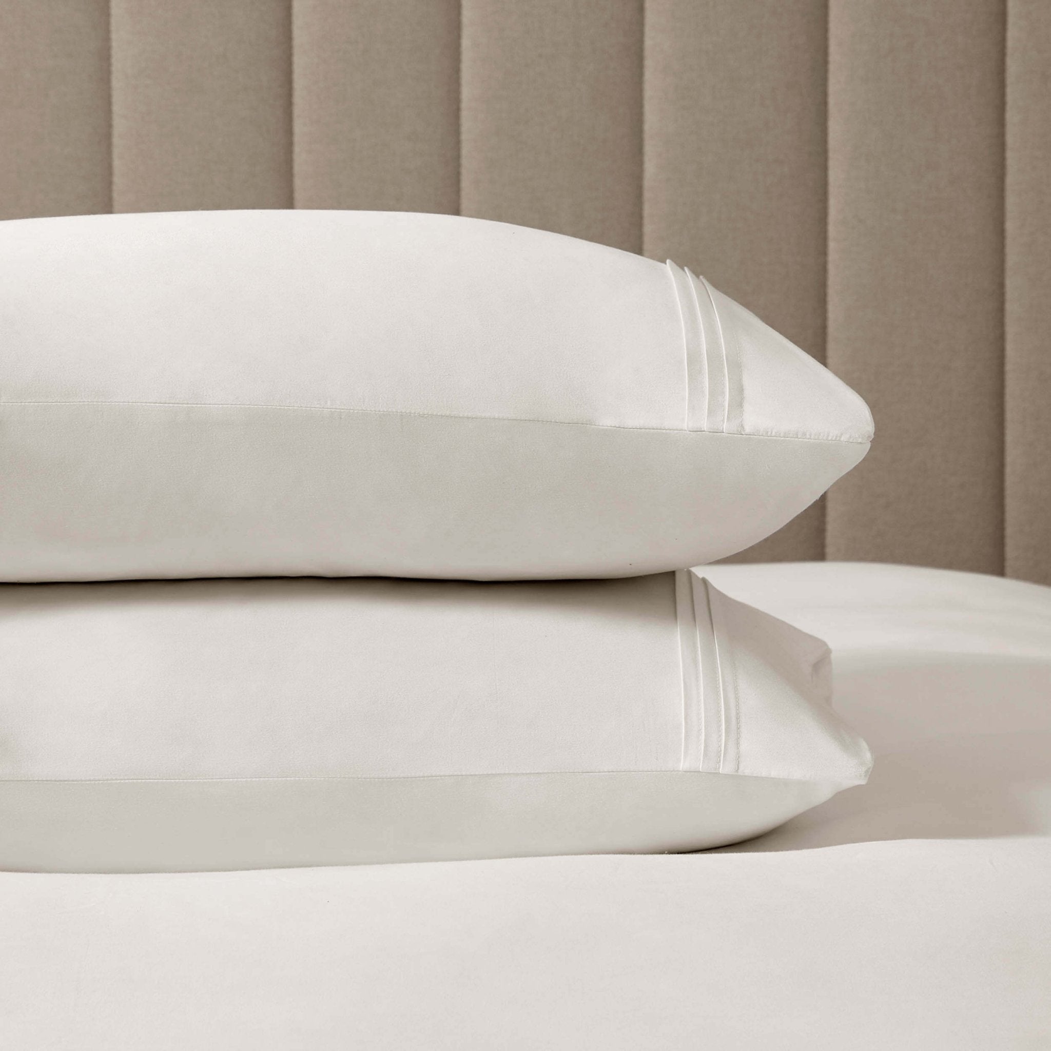 Dusklia - Marlowe 600 Thread Count Pair of Classic Pillowcases - White