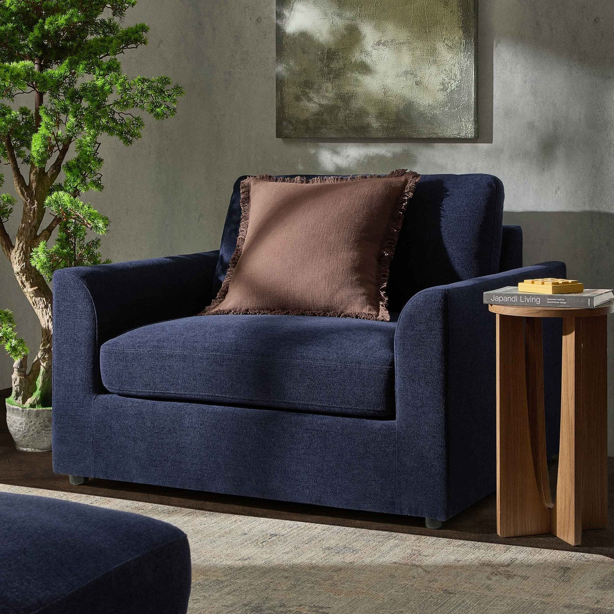 Dusklia - Miami Loveseat - Chenille Navy