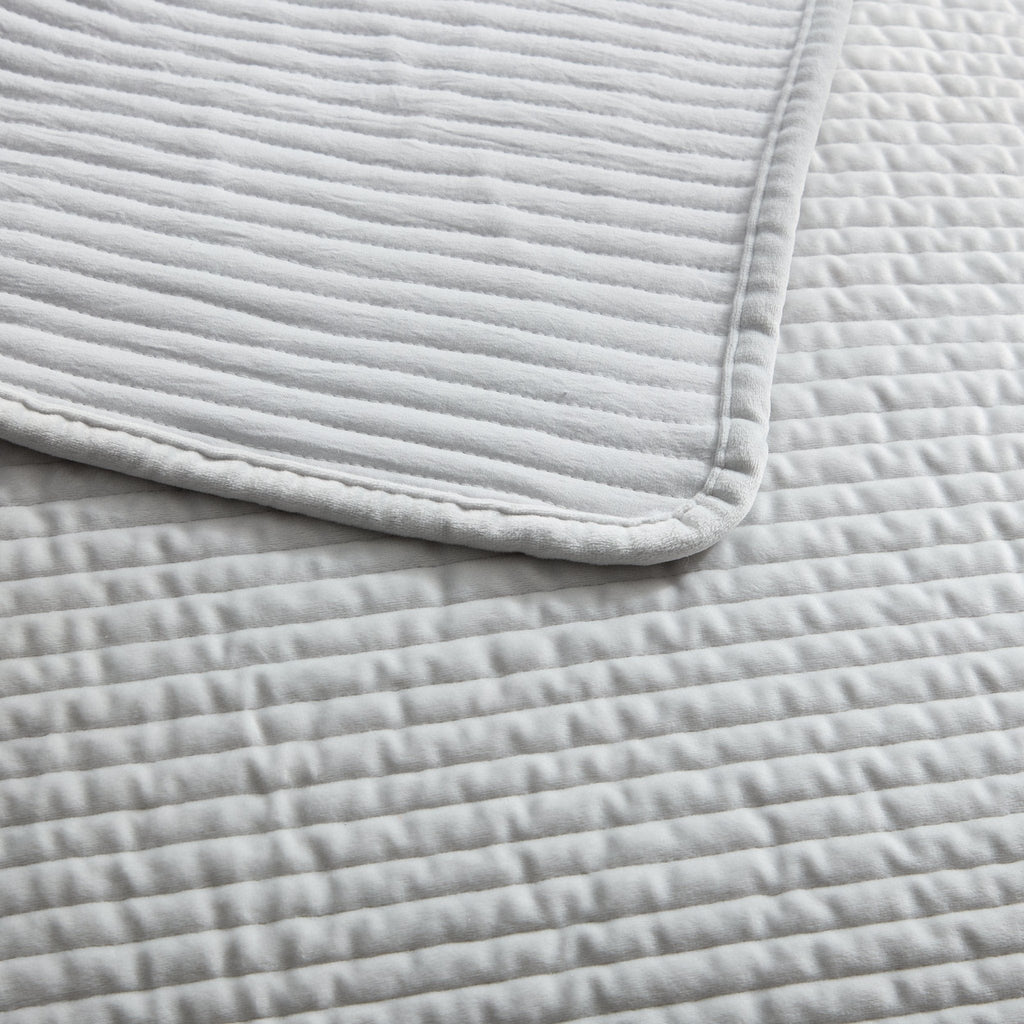 Dusklia - Milan Velvet Bedspread 2.5 X 2.6m - Silver