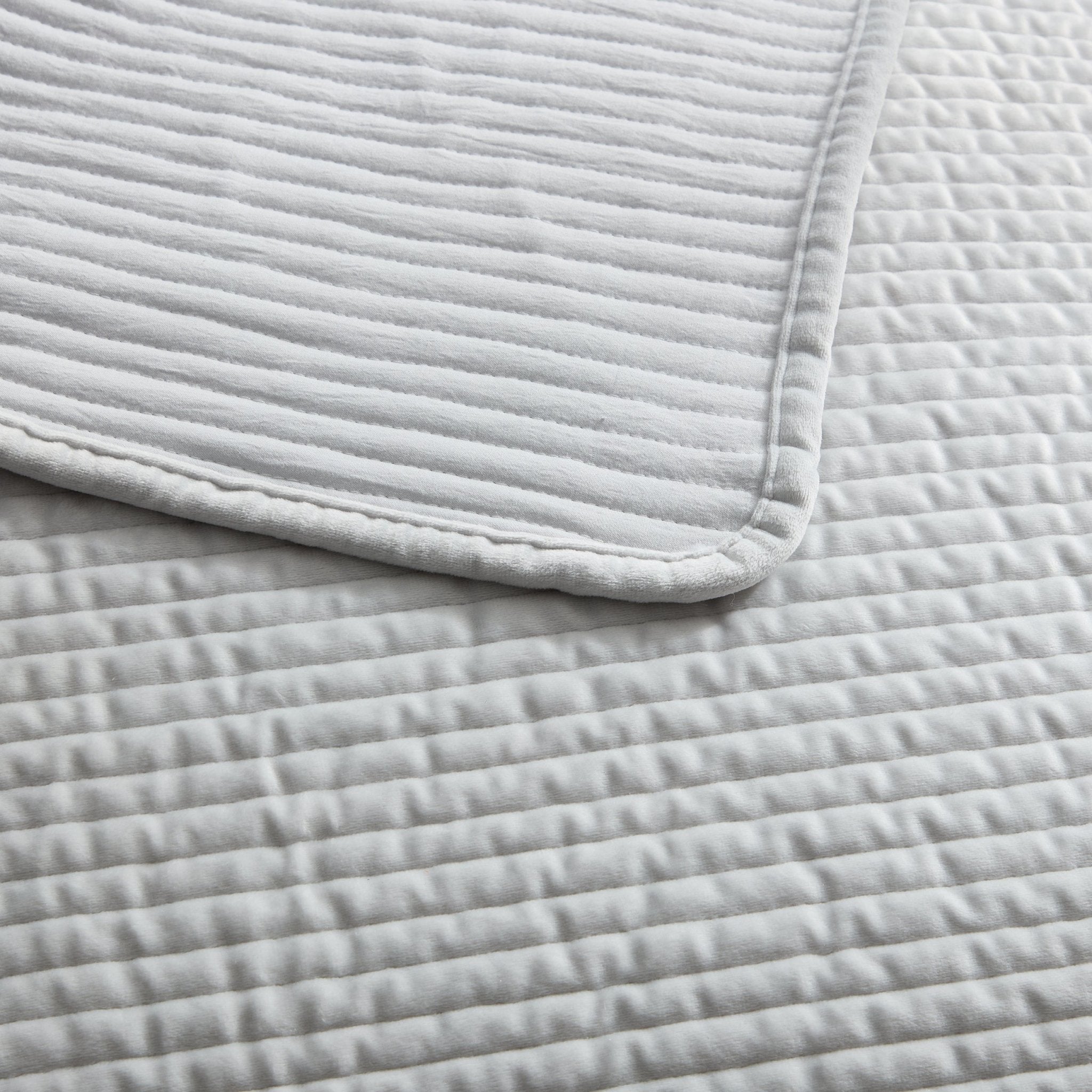 Dusklia - Milan Velvet Bedspread 2.5 X 2.6m - Silver