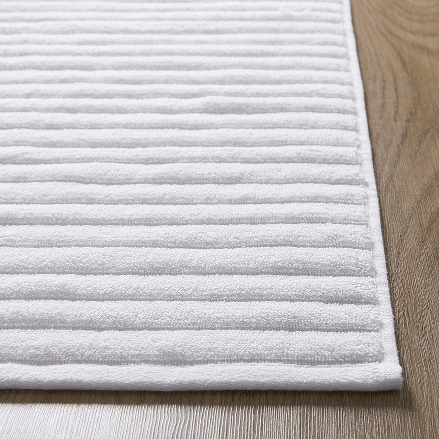 Dusklia - Monaco Ribbed Cotton Bath Mat - White