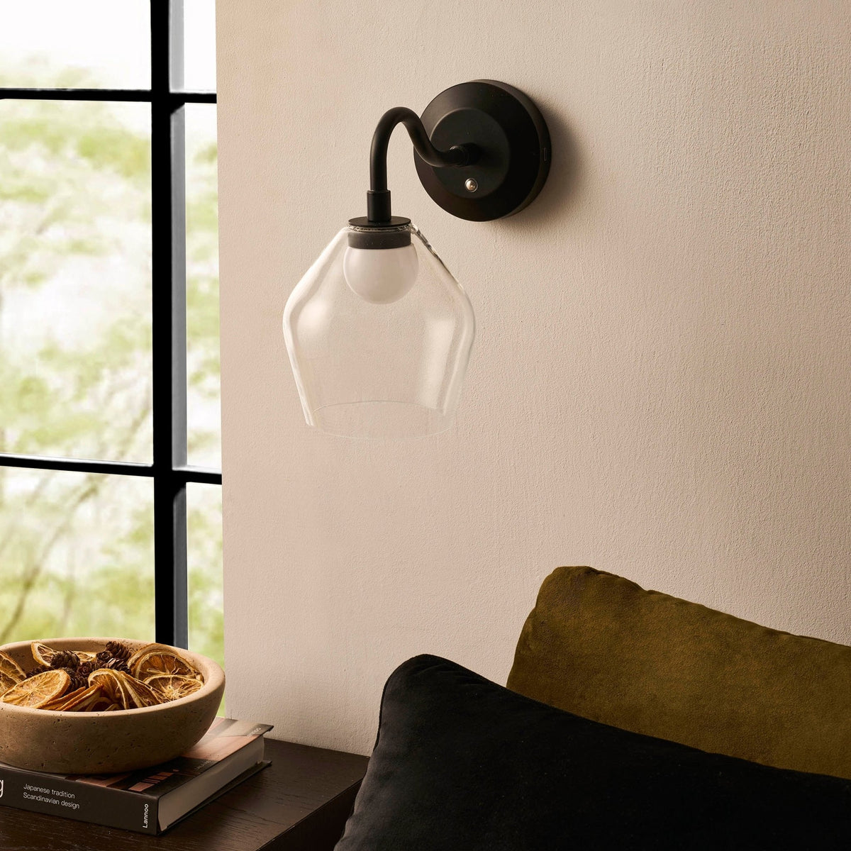 Dusklia - Morena Firefly LED Rechargeable Wall Light - Black