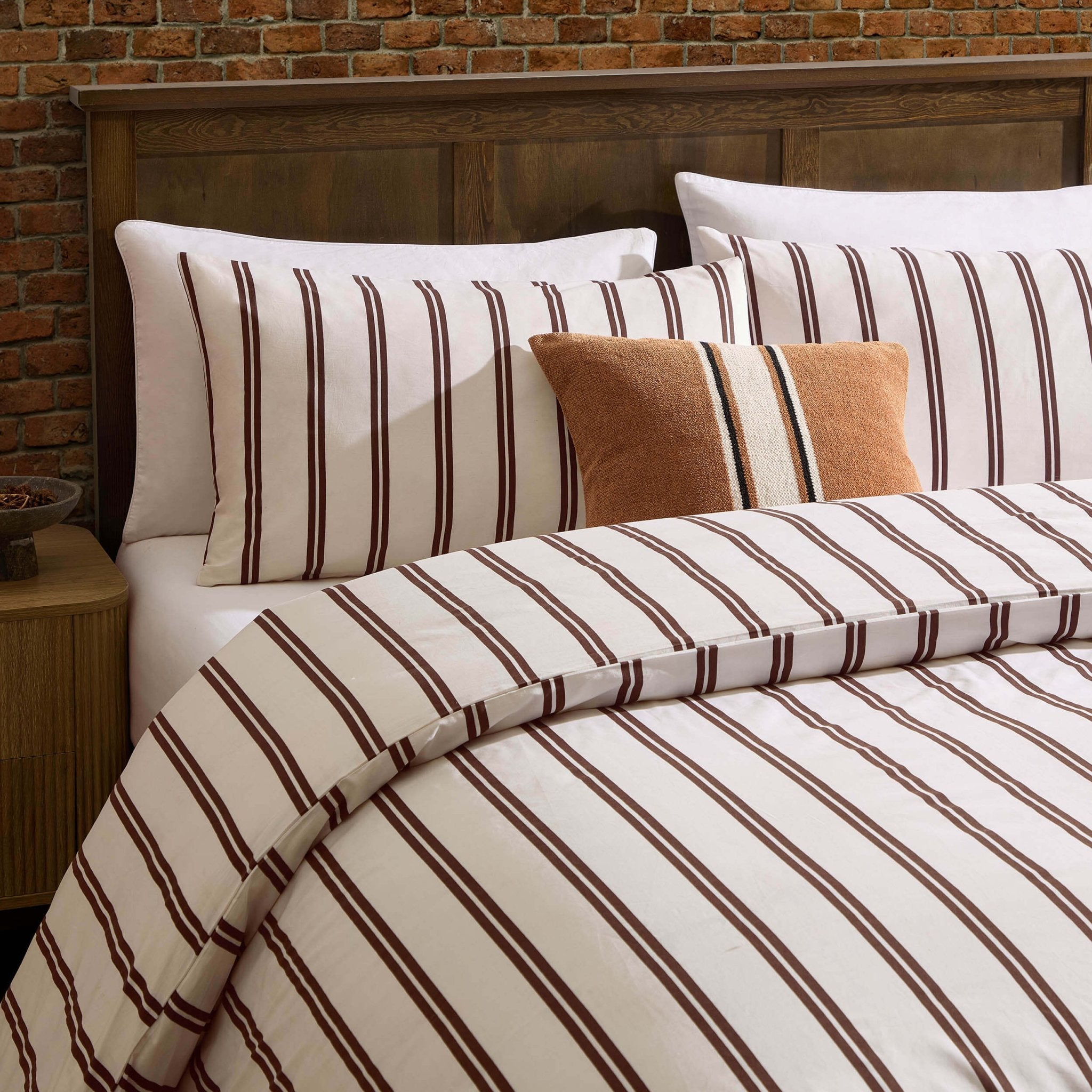Dusklia - Noa 100% Cotton Stripe Duvet Cover & Pillowcase Set - Chocolate