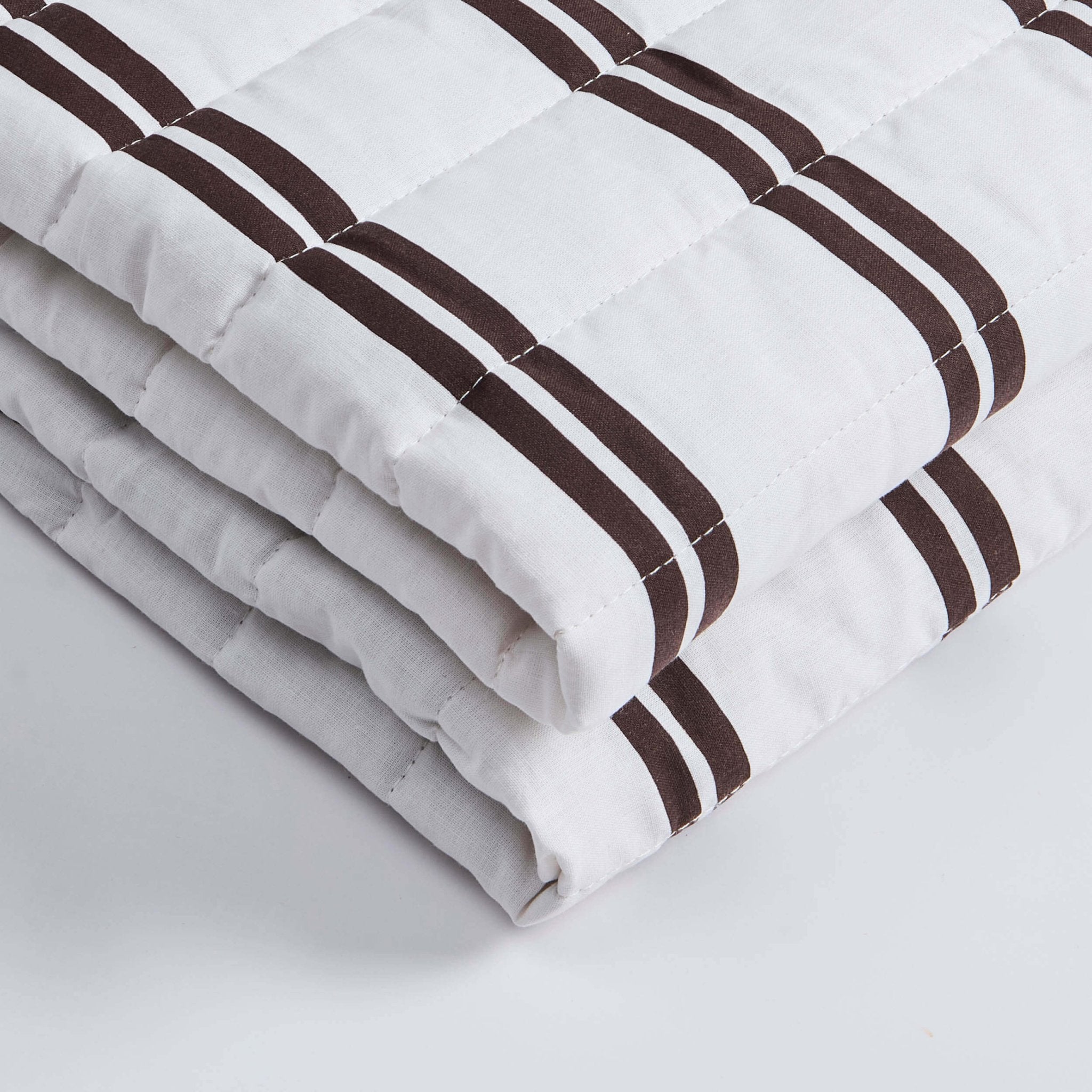 Dusklia - Noa Ruffle Edge Stripe Bedspread - Chocolate