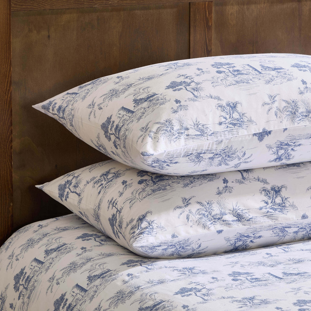 Dusklia - Ophelia Toile Print 100% Cotton 200 Thread Count Duvet Cover & Pillowcase Set - Light Blue