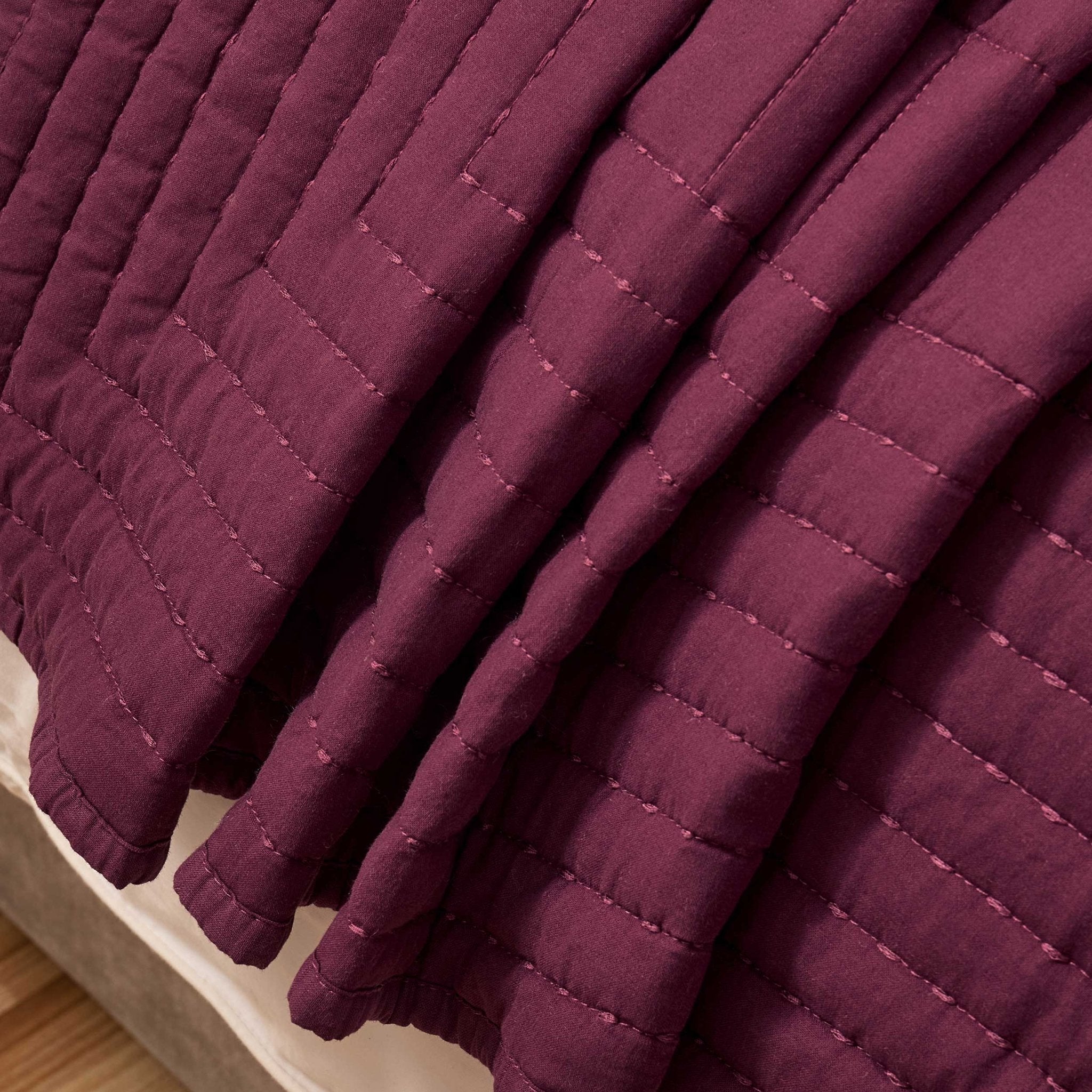 Dusklia - Oxford Pure Cotton Quilted Bedspread - Aubergine