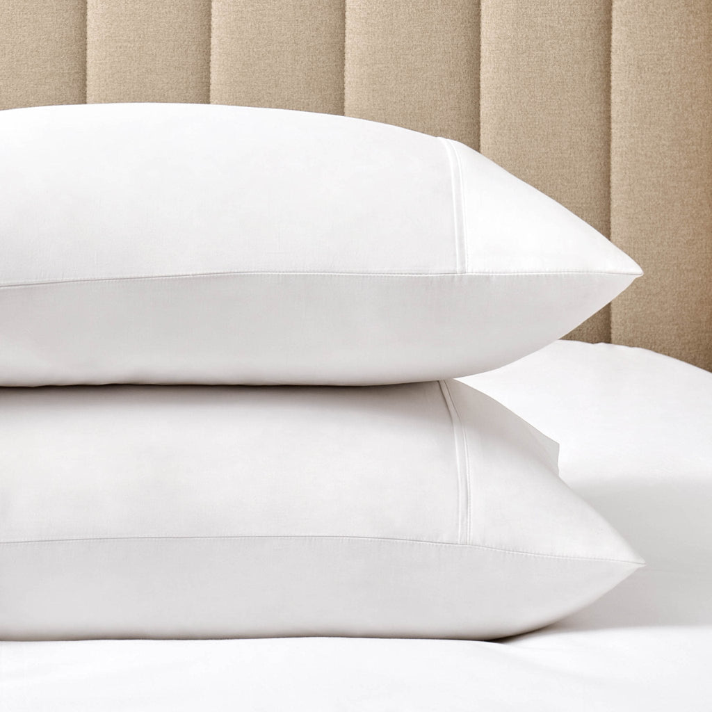 Dusklia - Pair of 100% Egyptian Cotton 600 Thread Count Classic Pillowcases - White