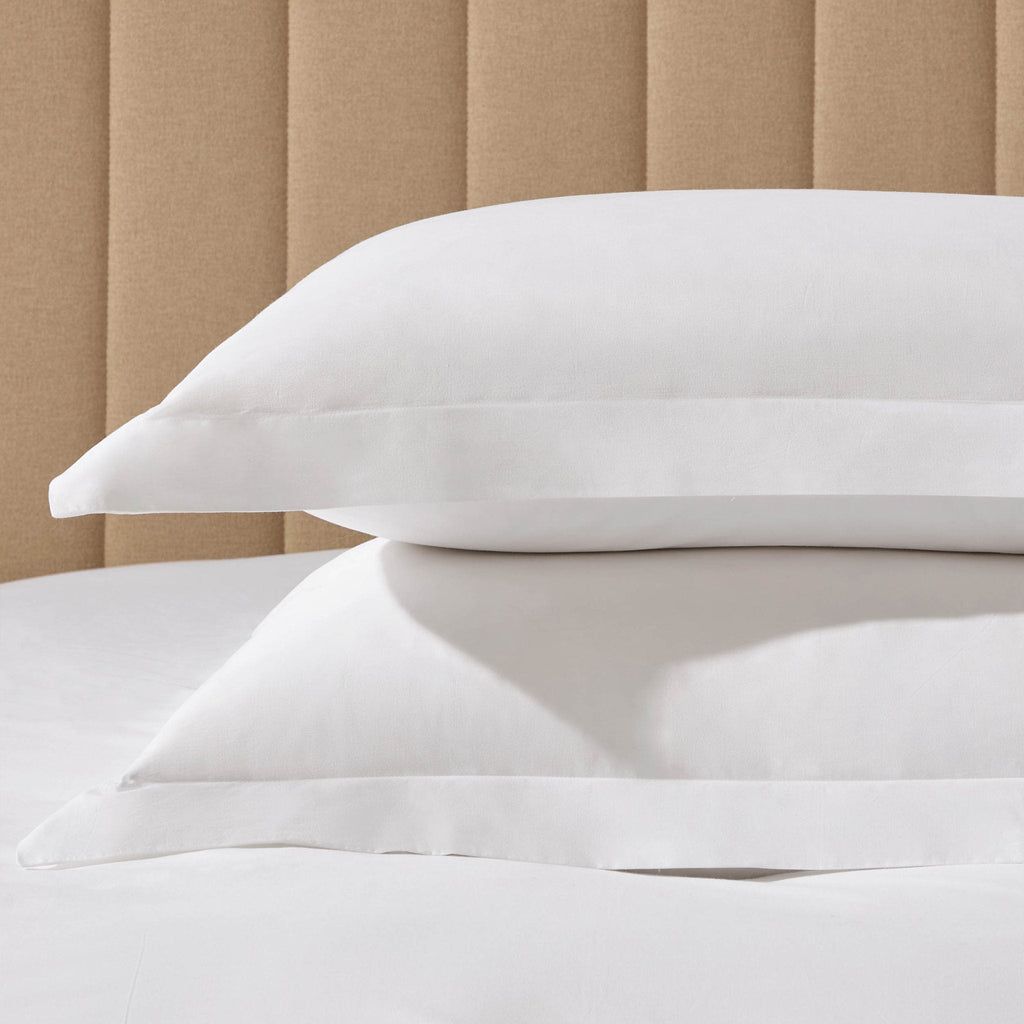 Dusklia - Pair of 100% Egyptian Cotton 600 Thread Count Oxford Pillowcases - White